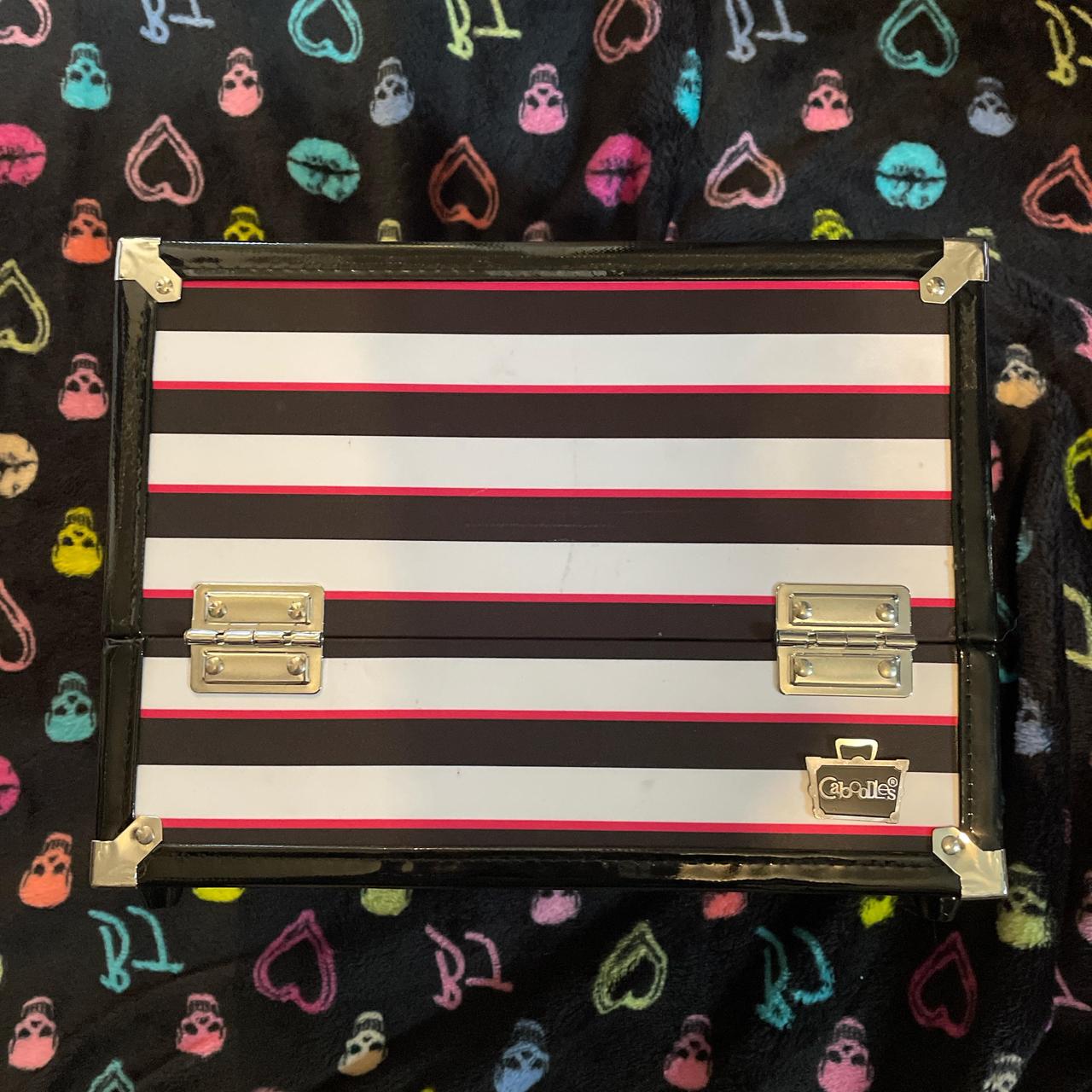item listed by wenie111