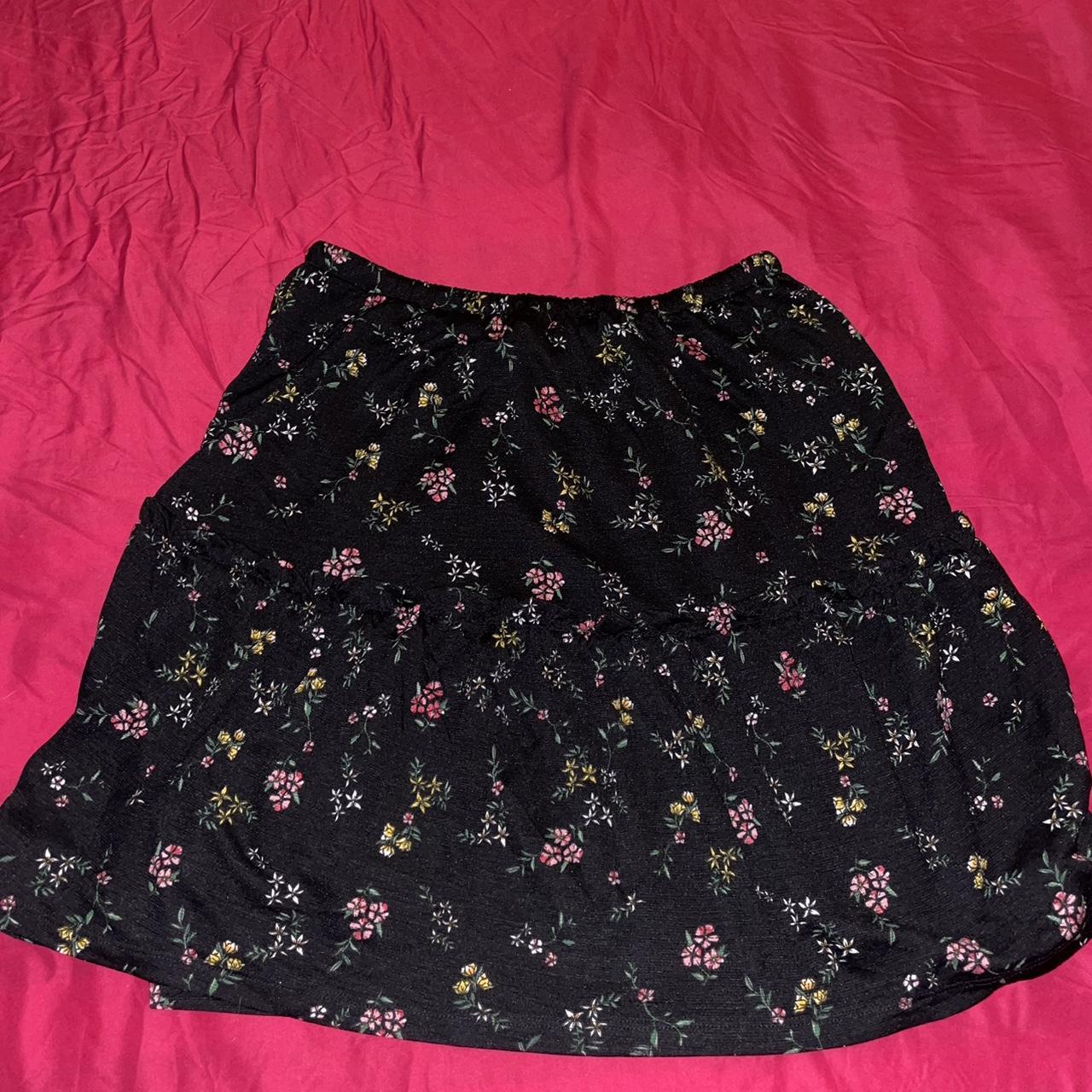 Women's Pink and Black Skirt | Depop