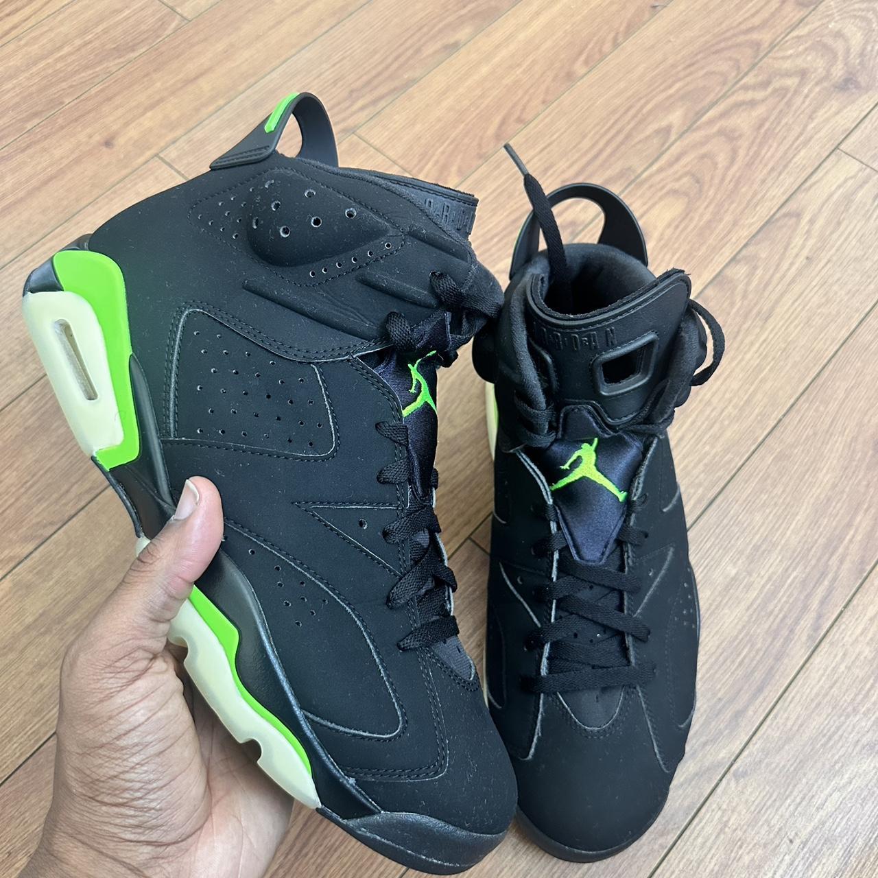 item listed by hxrtboy