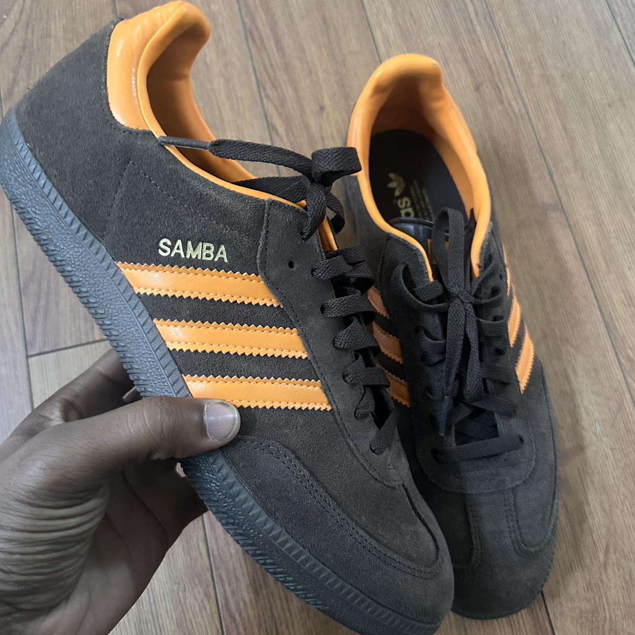 item listed by hxrtboy