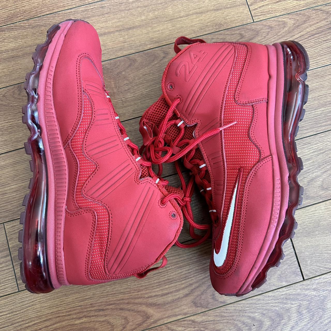 item listed by hxrtboy
