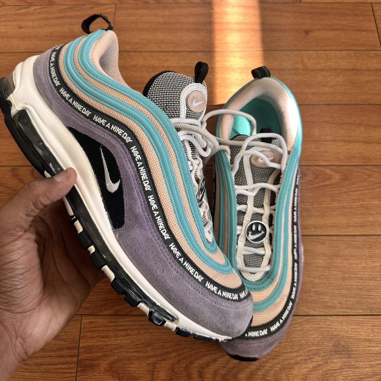 item listed by hxrtboy