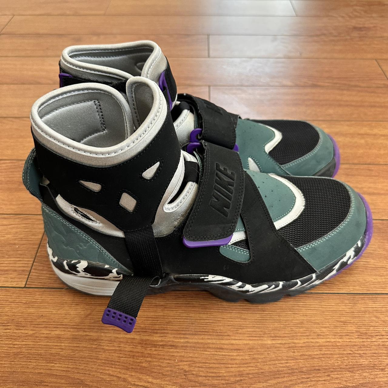 item listed by hxrtboy