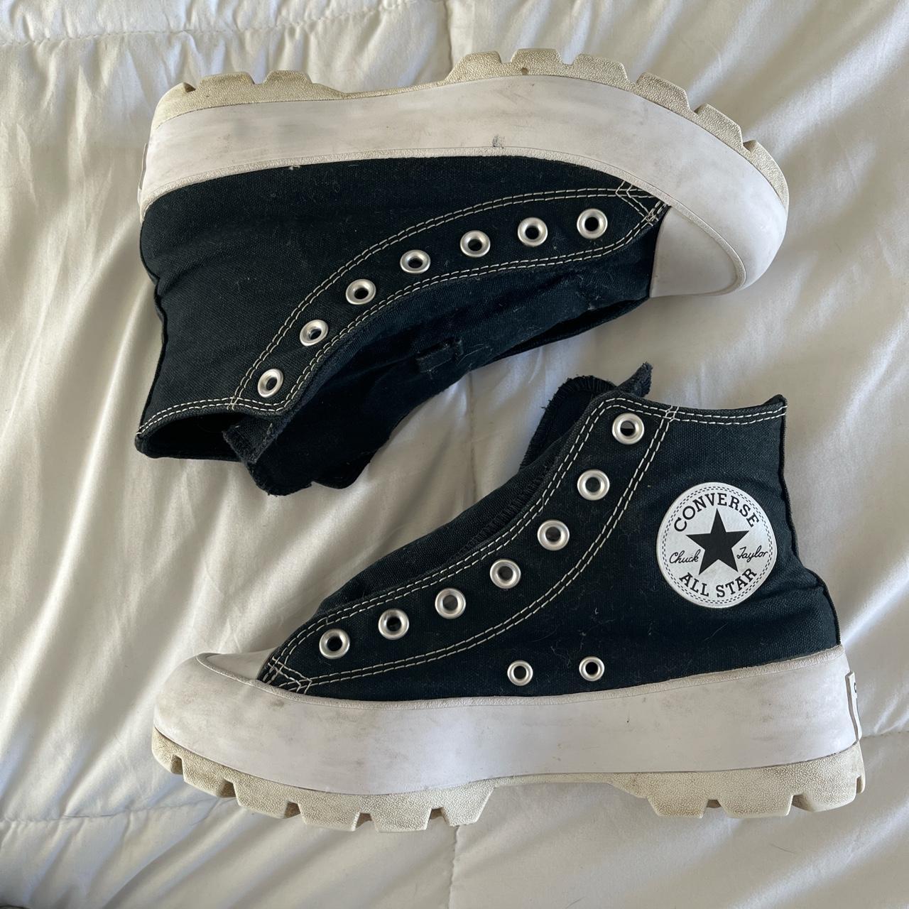 Converse Women's Black and White Trainers | Depop