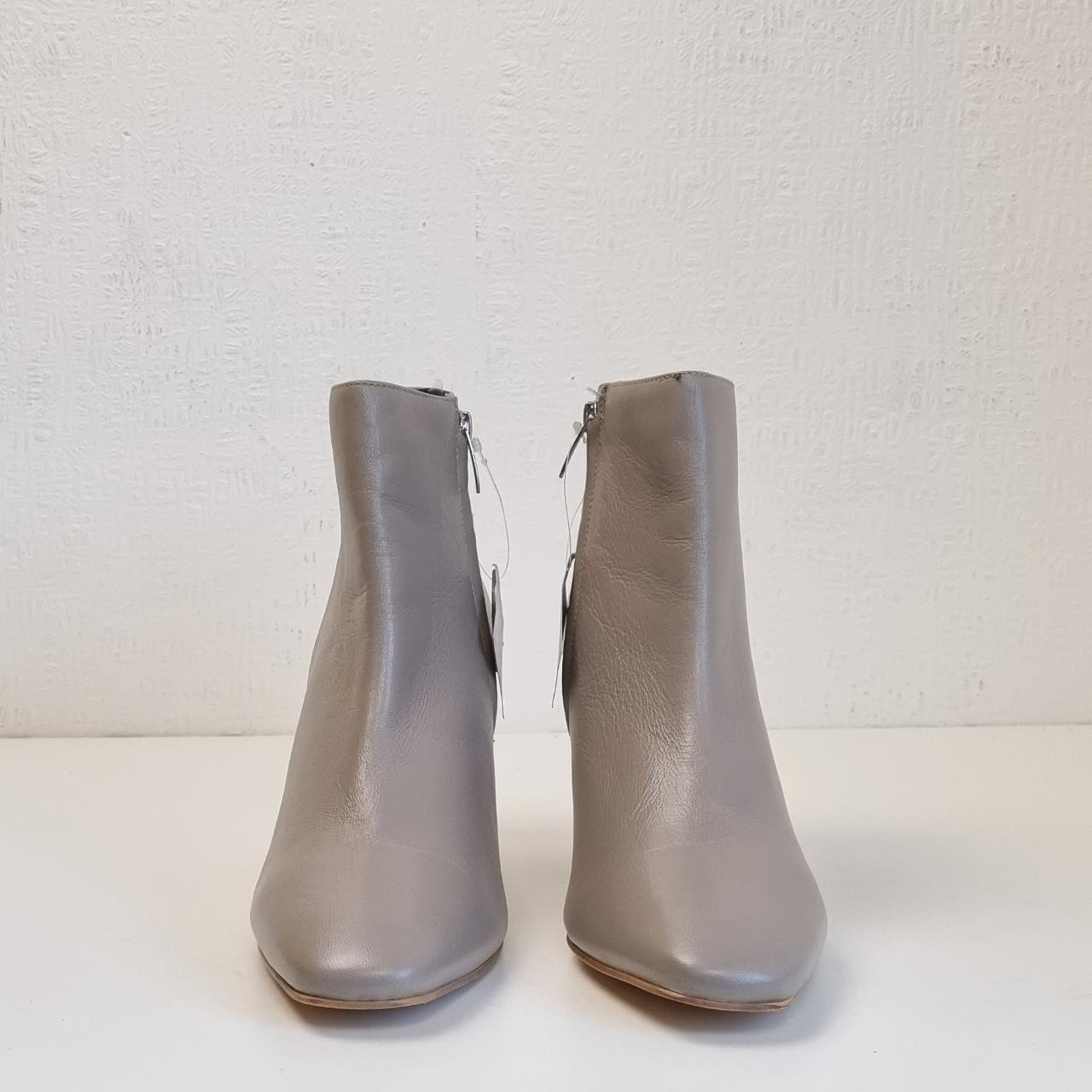 JD Williams Women's Tan and Gold Boots Depop