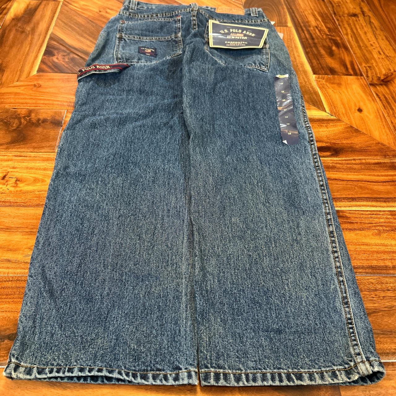 item listed by wvintage_