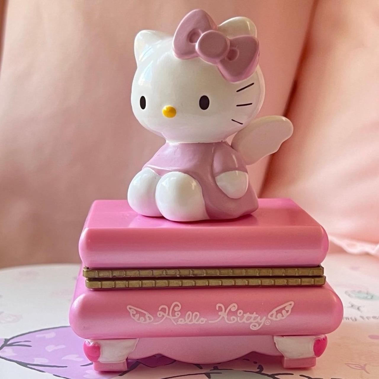 rare Hello Kitty angel trinket box y2k collectible | Depop rare Hello Kitty angel trinket box y2k collectible | Depop