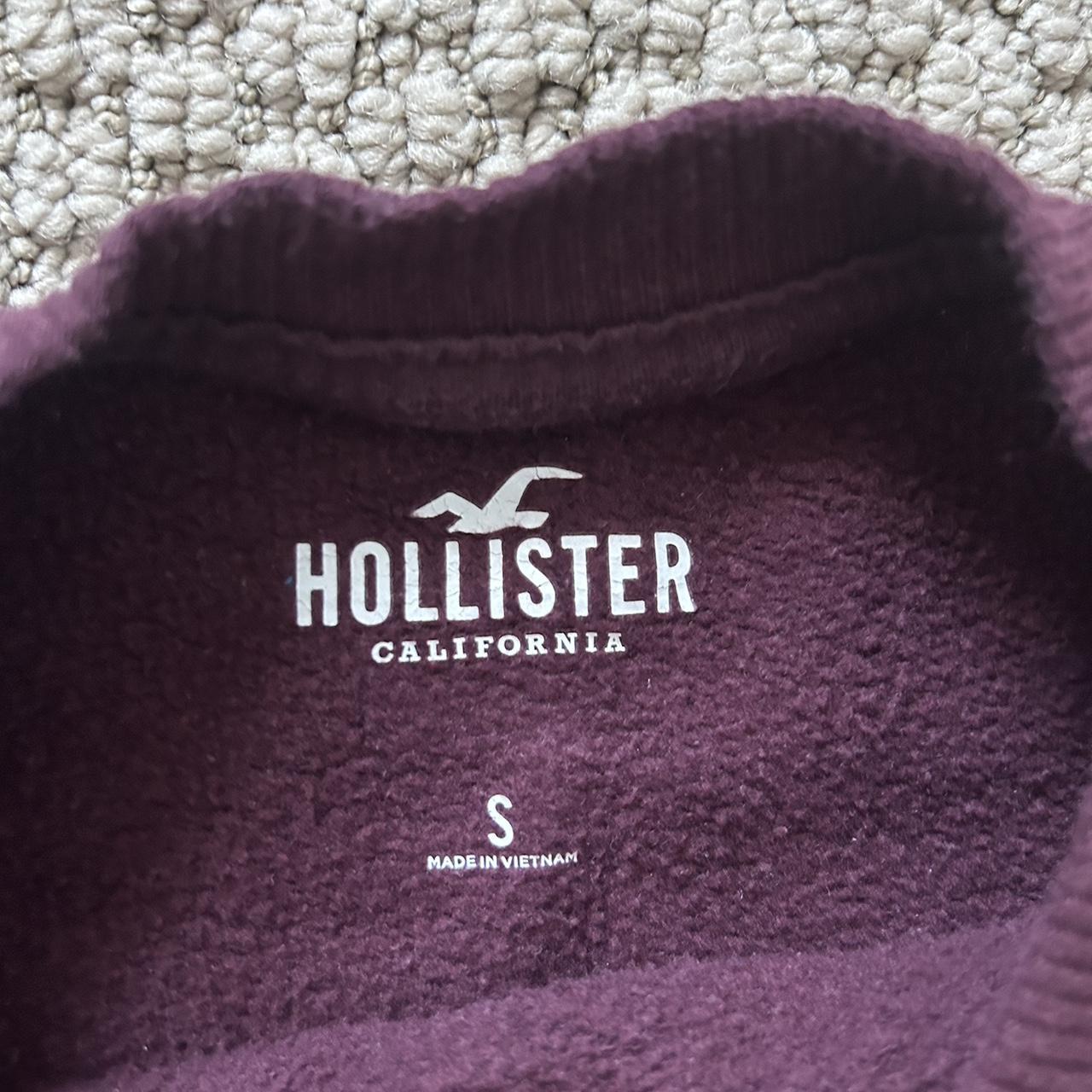 OVERSIZED HOLLISTER EQUESTRIAN SWEATSHIRT 🎠🤍 Size... - Depop