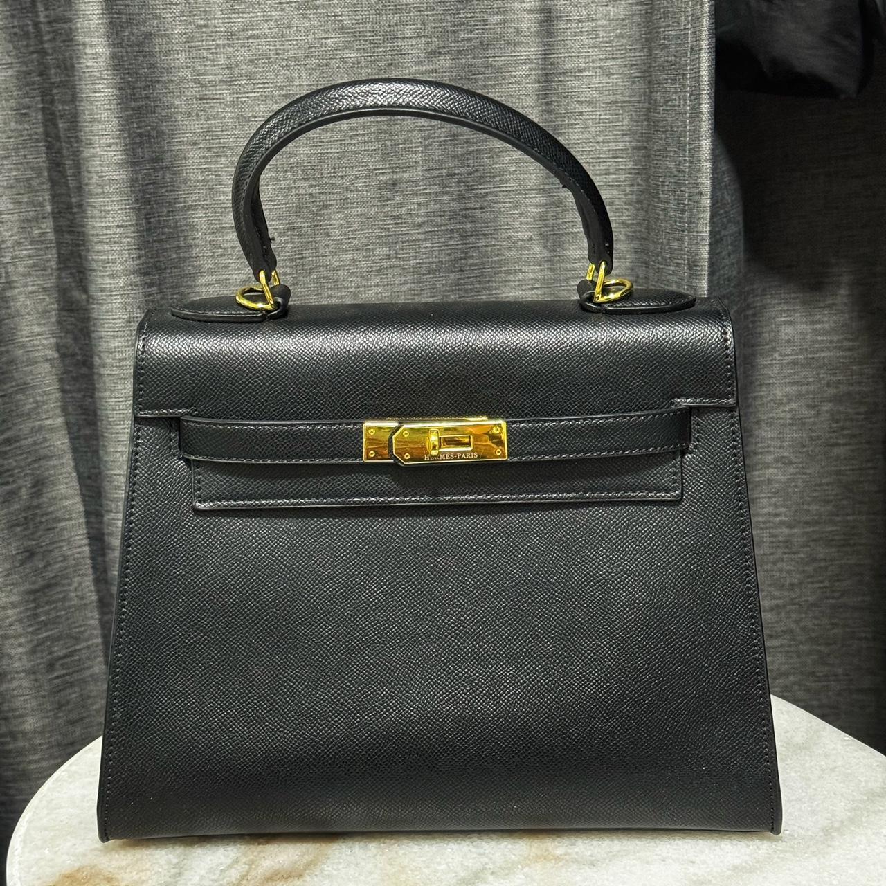 ⚡️ BRAND NEW Stunning black iconic bag 🖤 comes with... - Depop