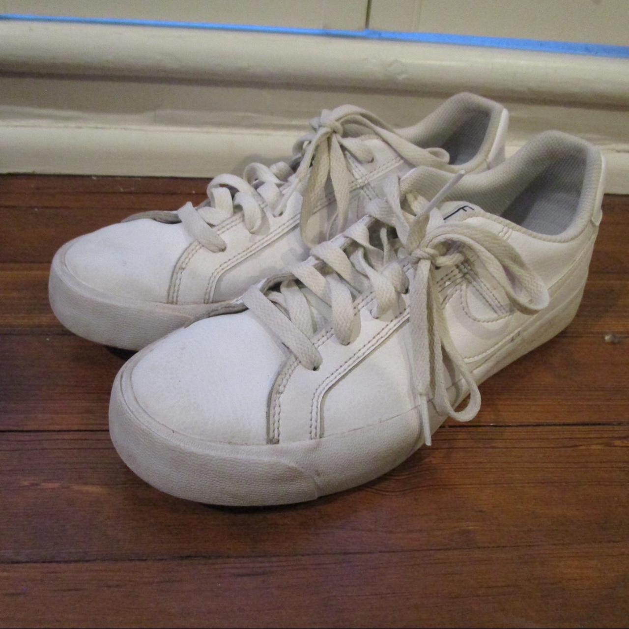 white low top nike sneakers