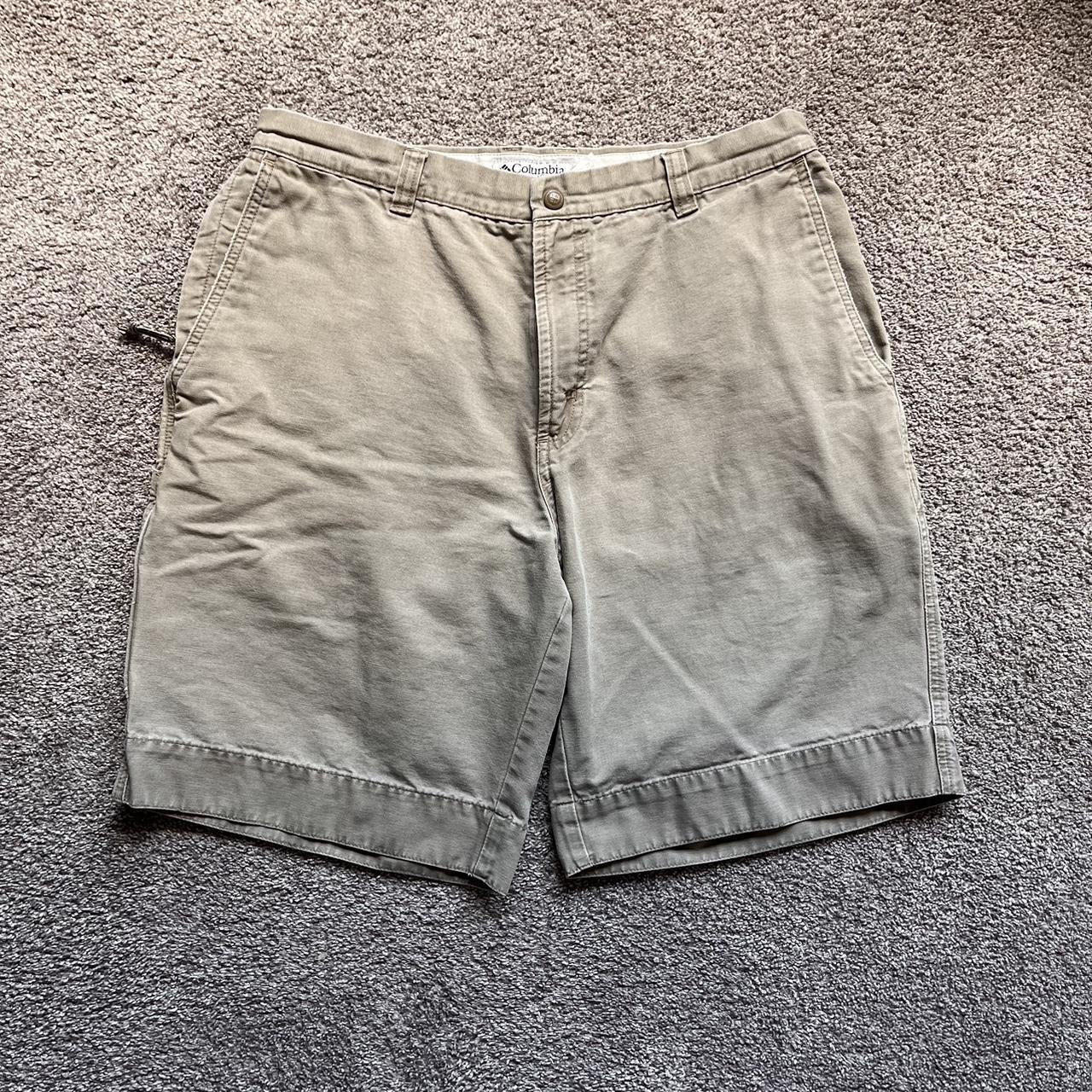 vintage baggy skate shorts columbia us mens 34 go... - Depop