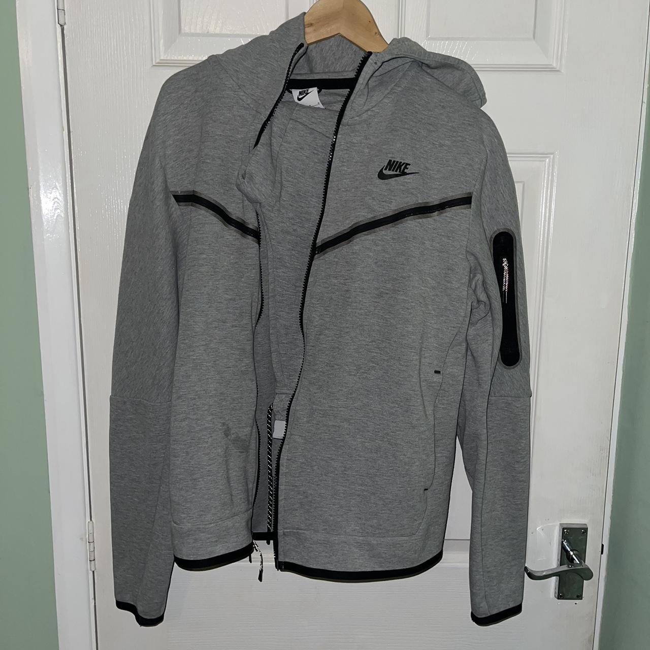 mens grey nike tech fleece tracksuit