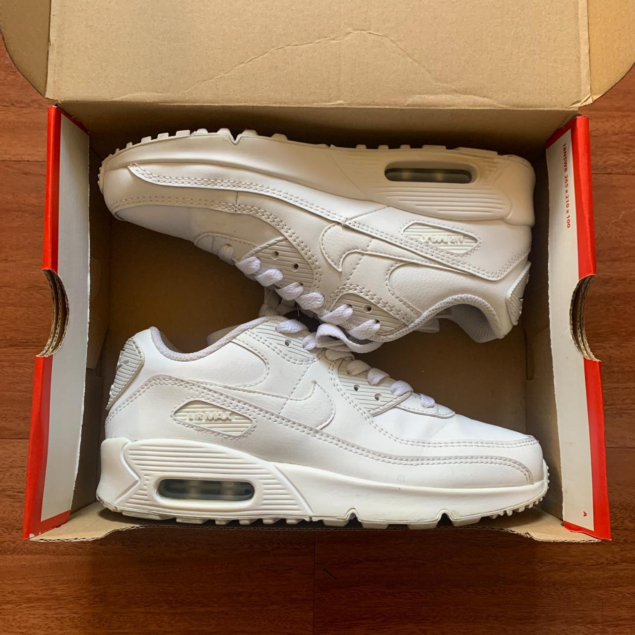 nike white 90s