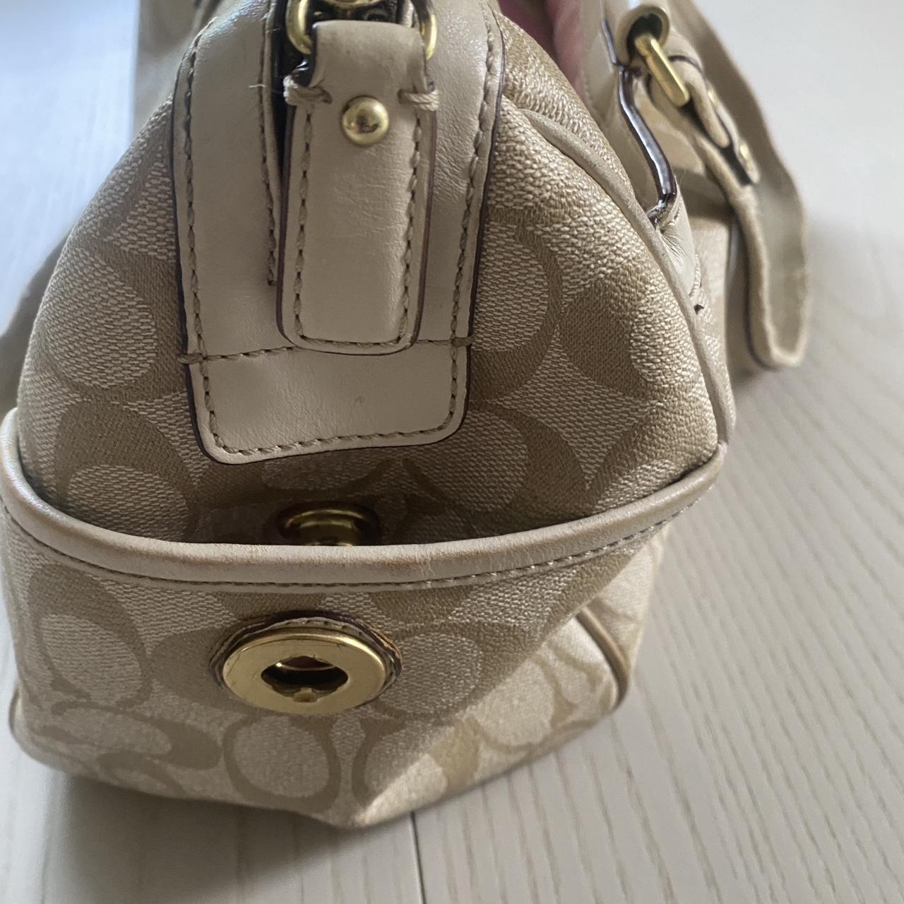 Elevate your style with this elegant Coach Heritage - Depop