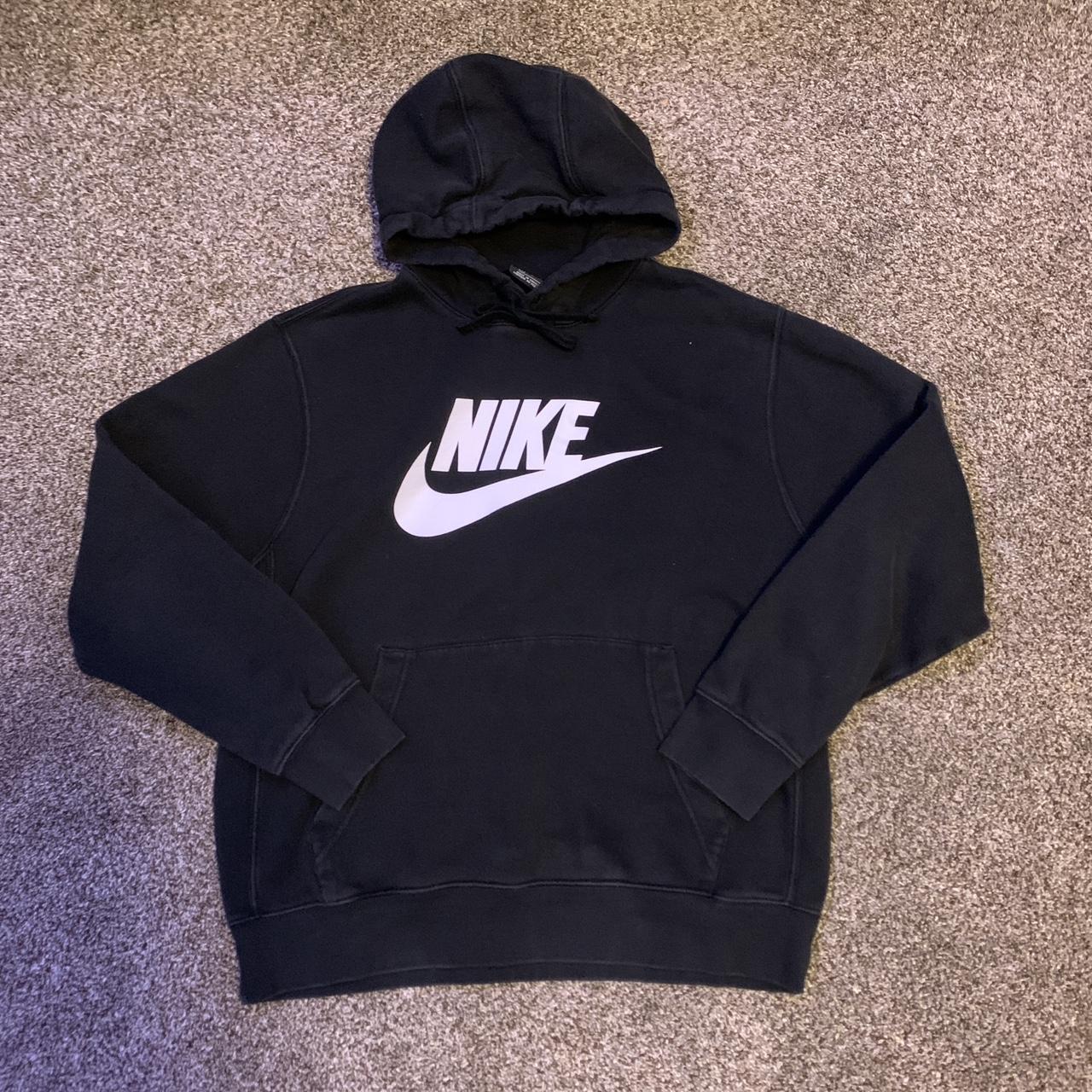 Black Nike hoodie with no flaws Depop