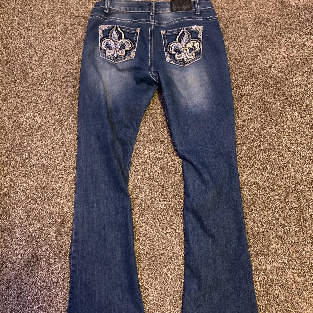 Soundgirl jeans with cool back pocket, graphic and... - Depop