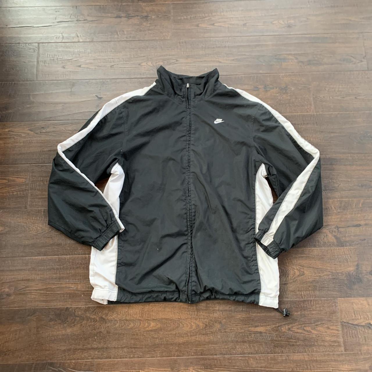 zip up windbreaker nike