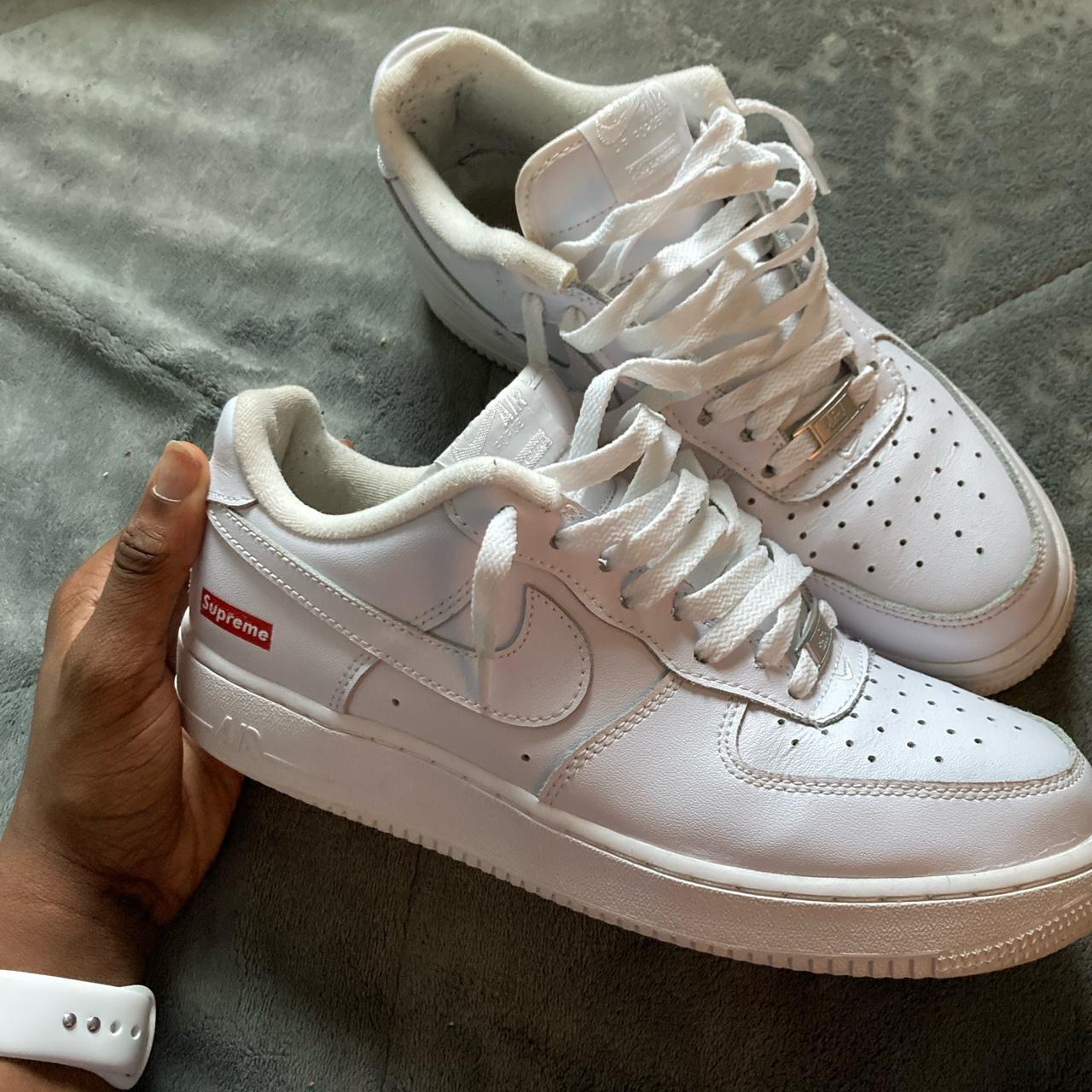 Supreme Men's White and Red Trainers