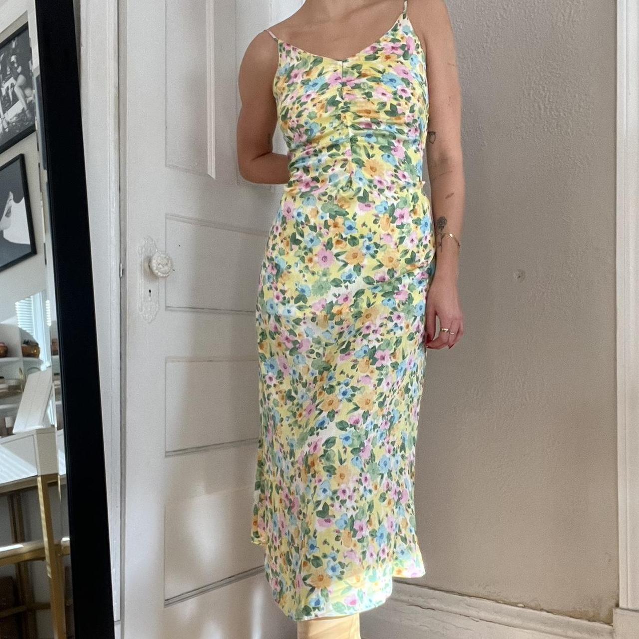 Yellow floral midi dress💛 •No tags but fits like a... - Depop