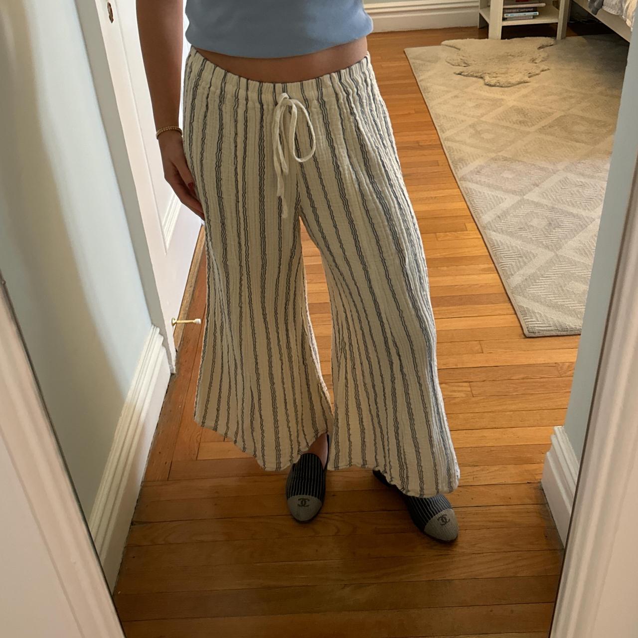 item listed by nicoledepop33