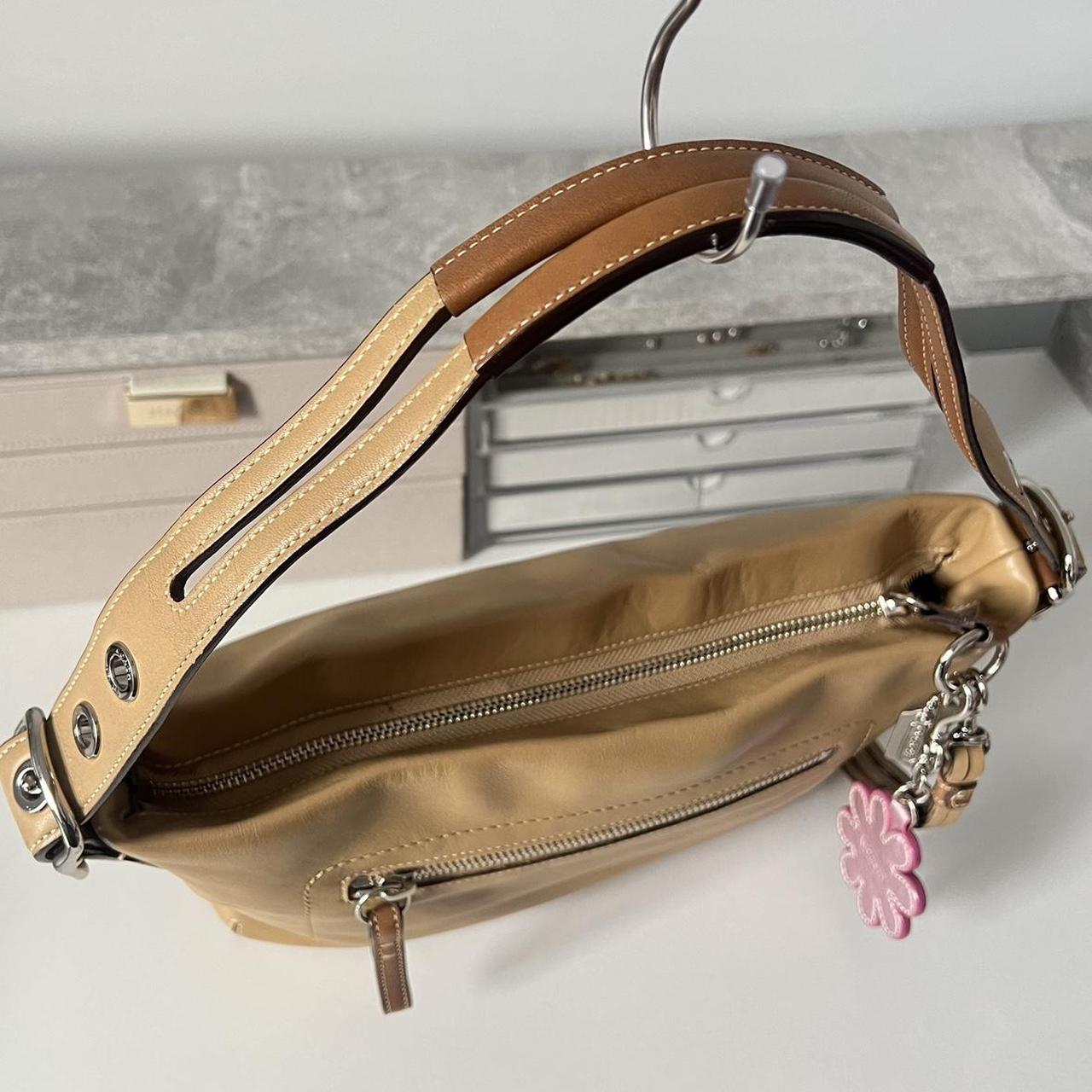 バッグ 00s coach archive leather shoulder bag brown coach shoulder bag 2000s era leather bag in | Depop