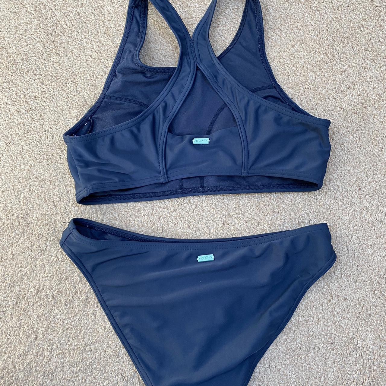 Roxy Women's Navy and White Bikinis-and-tankini-sets | Depop