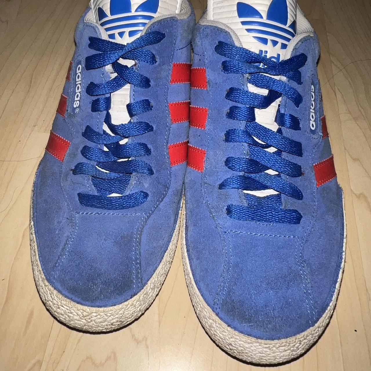 adidas red and blue stripe trainers