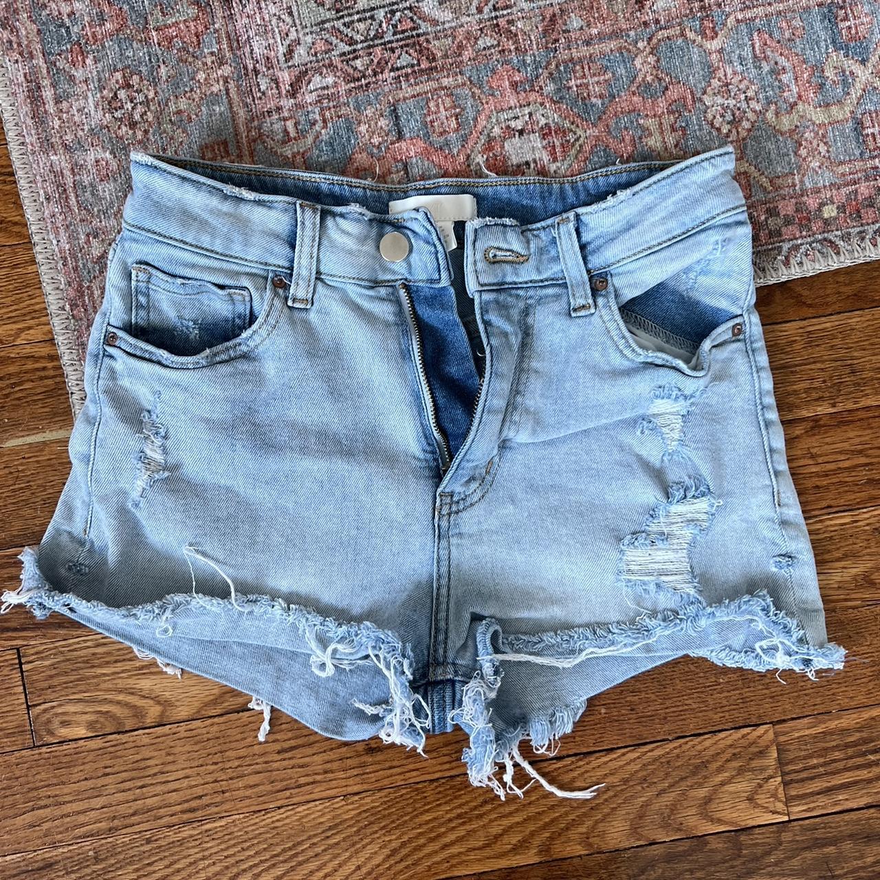 h-m-us-size-4-denim-shorts-good-condition-but-have-depop