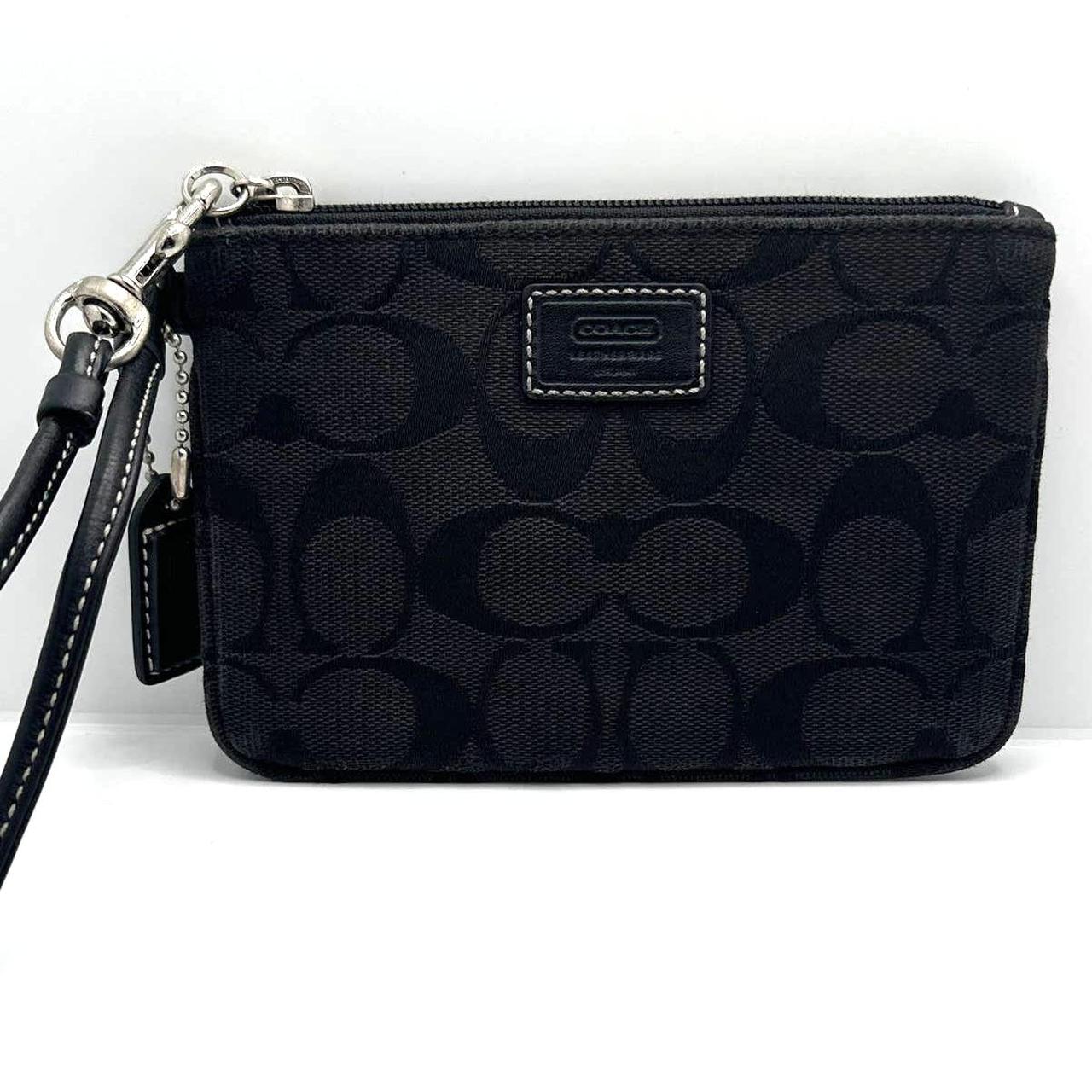 Coach small wristlet discount black