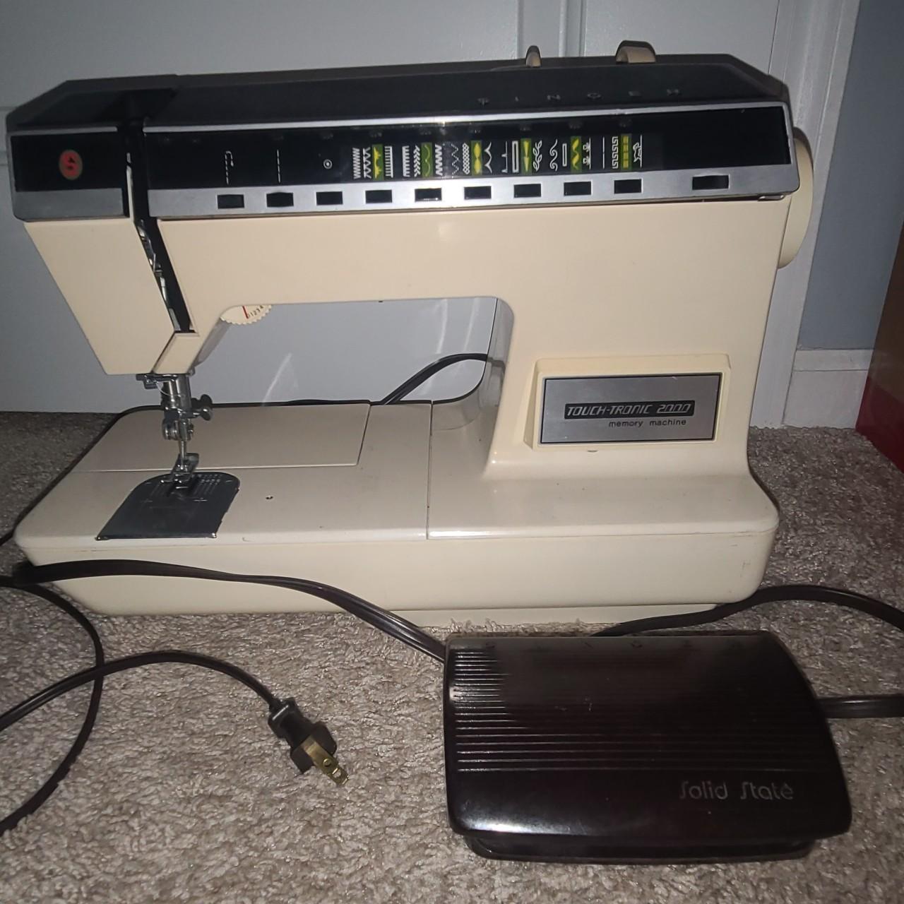 Singer TouchTronic 2000 Sewing Machine FOR PARTS (FL) Depop