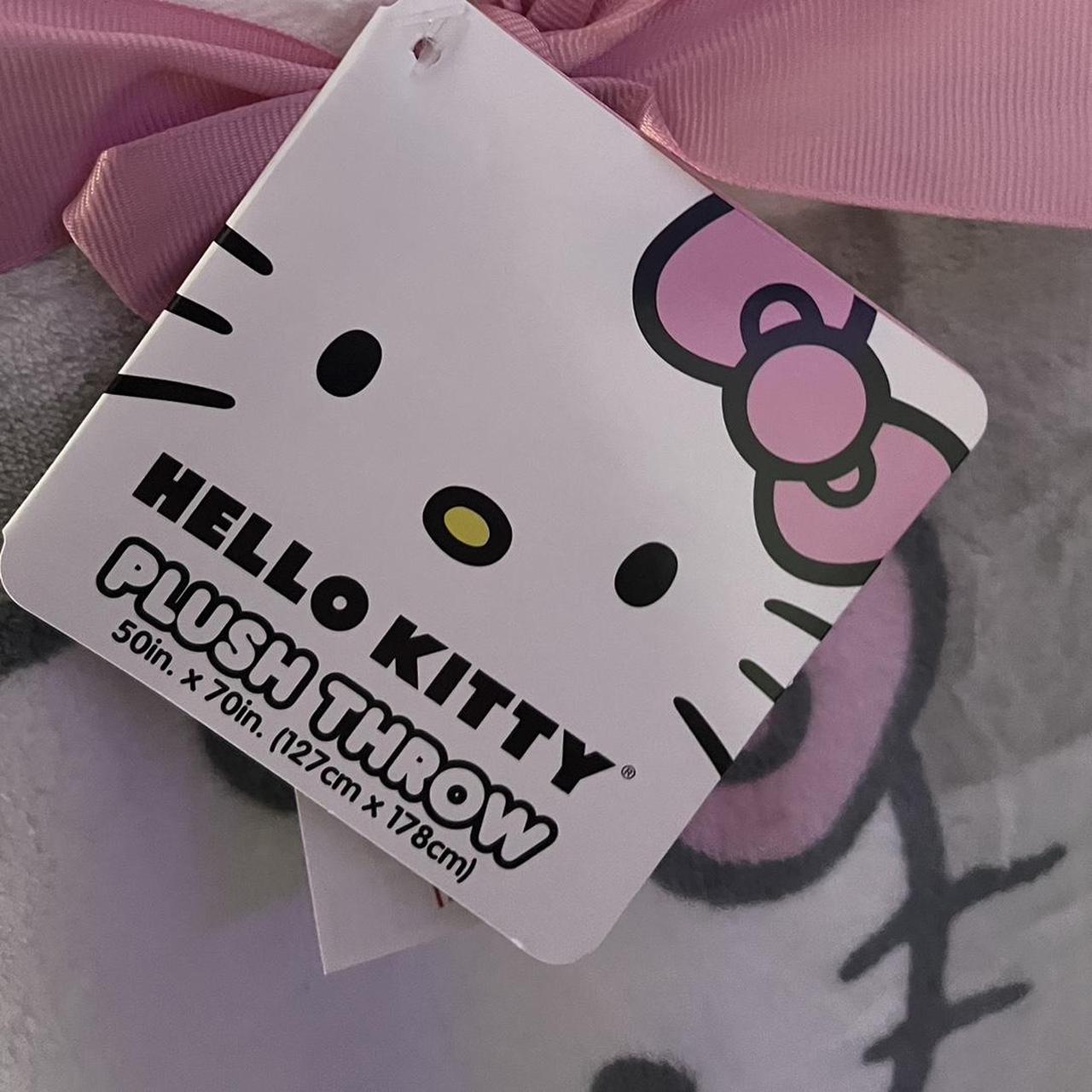 Hello kitty gray plaid blanket Brand new with tags!... - Depop