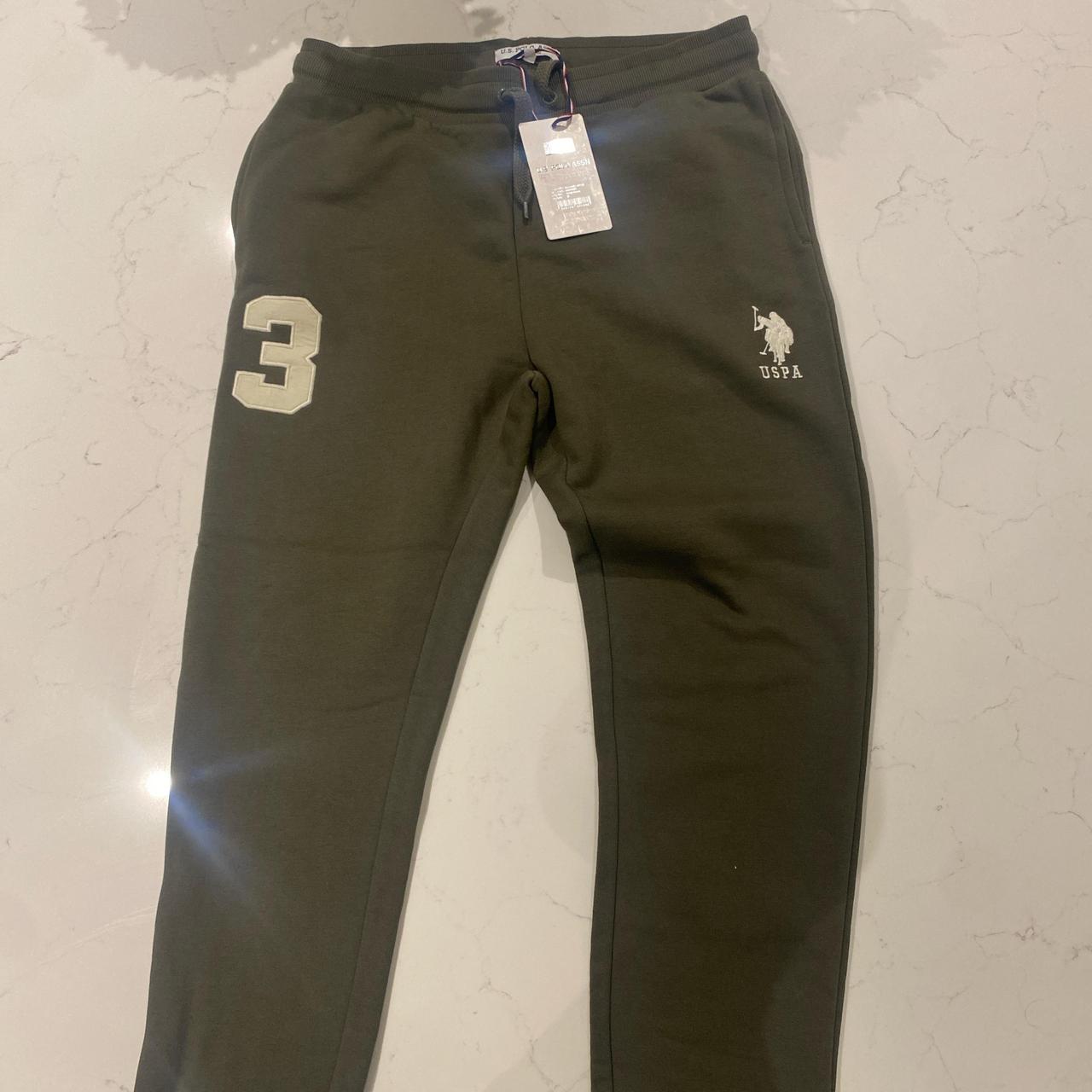 item listed by tiviyan22