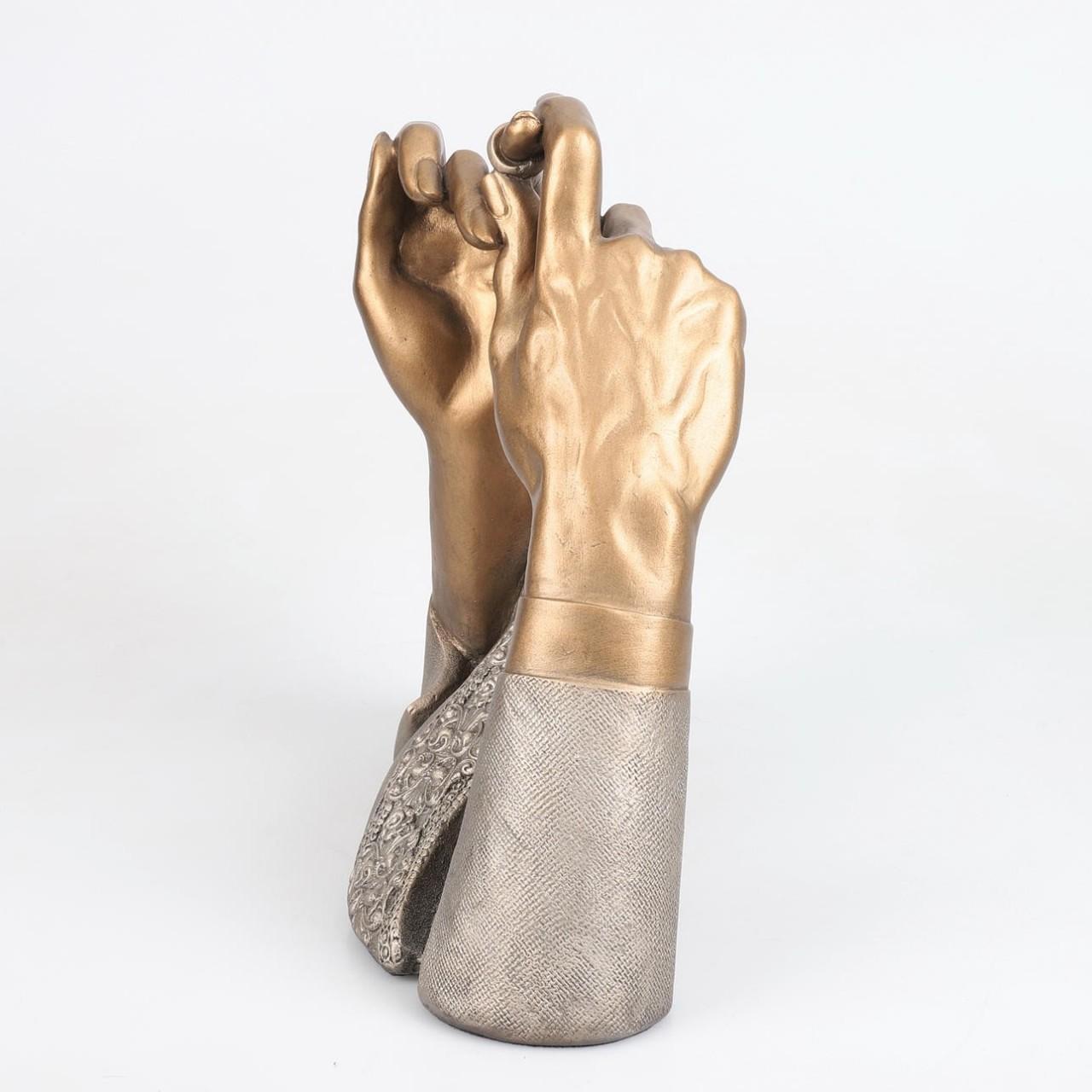 Vintage 1995 Austin Sculpture - With This Ring - A | Depop