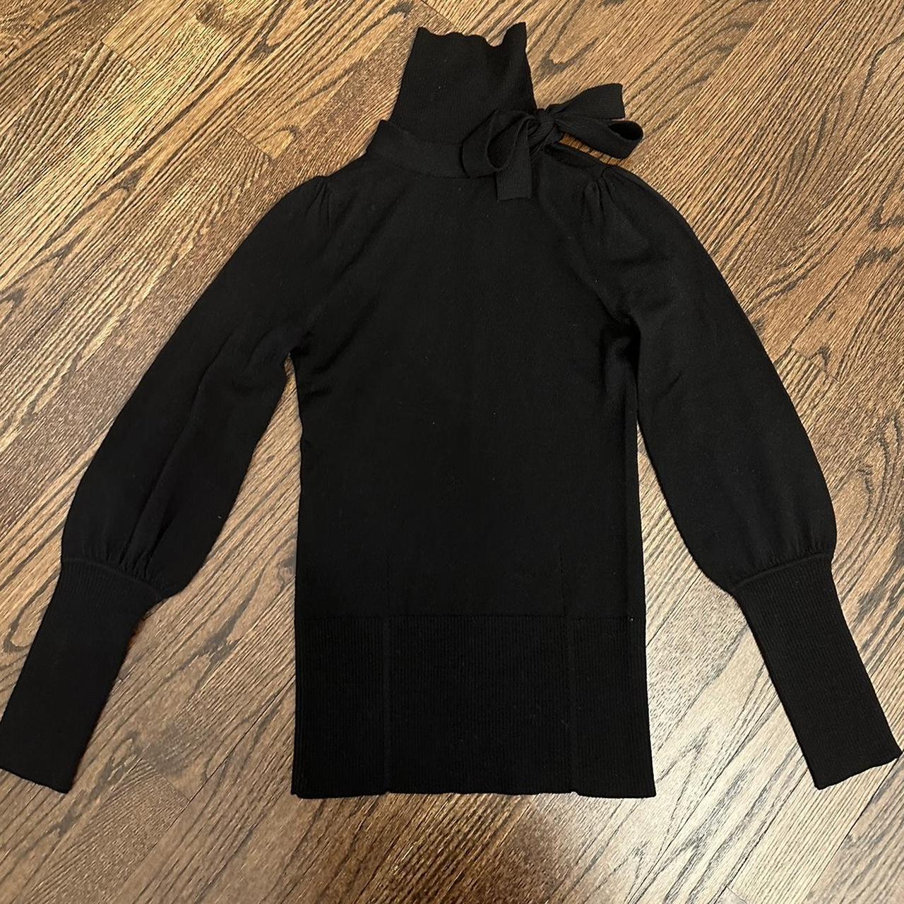 item listed by el0nclothes