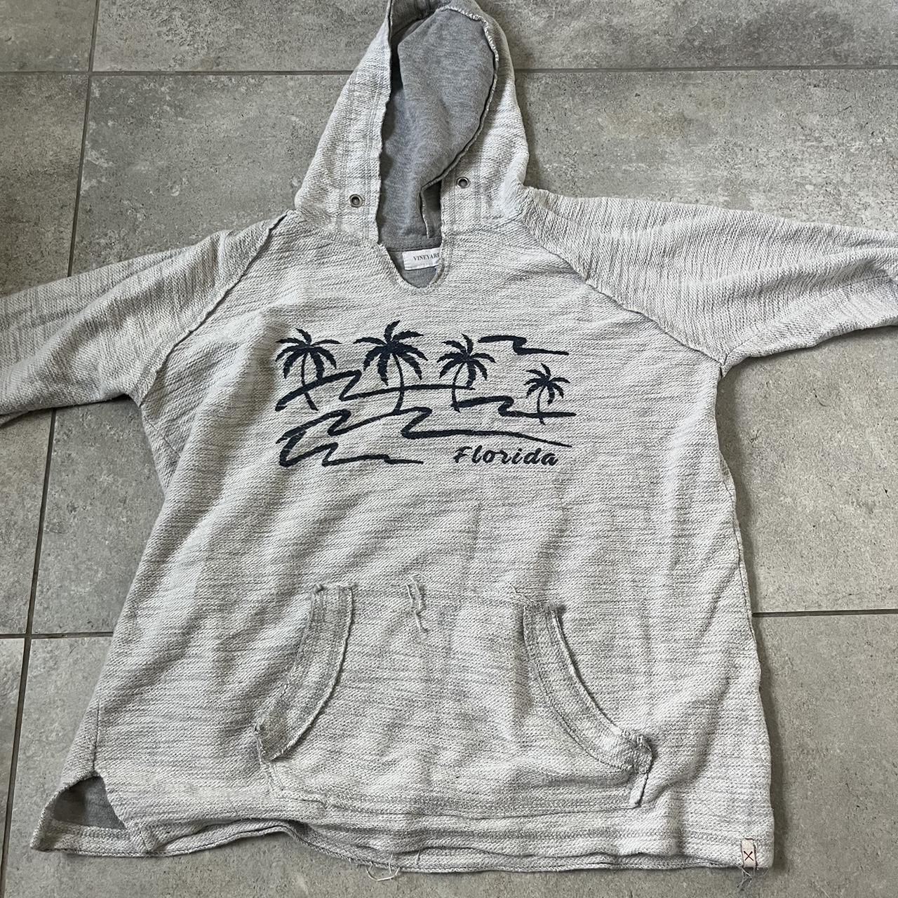 Super clean modern vineyard vines Broncos pull over - Depop