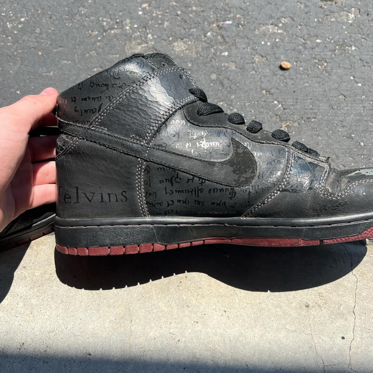 nike sb melvins black