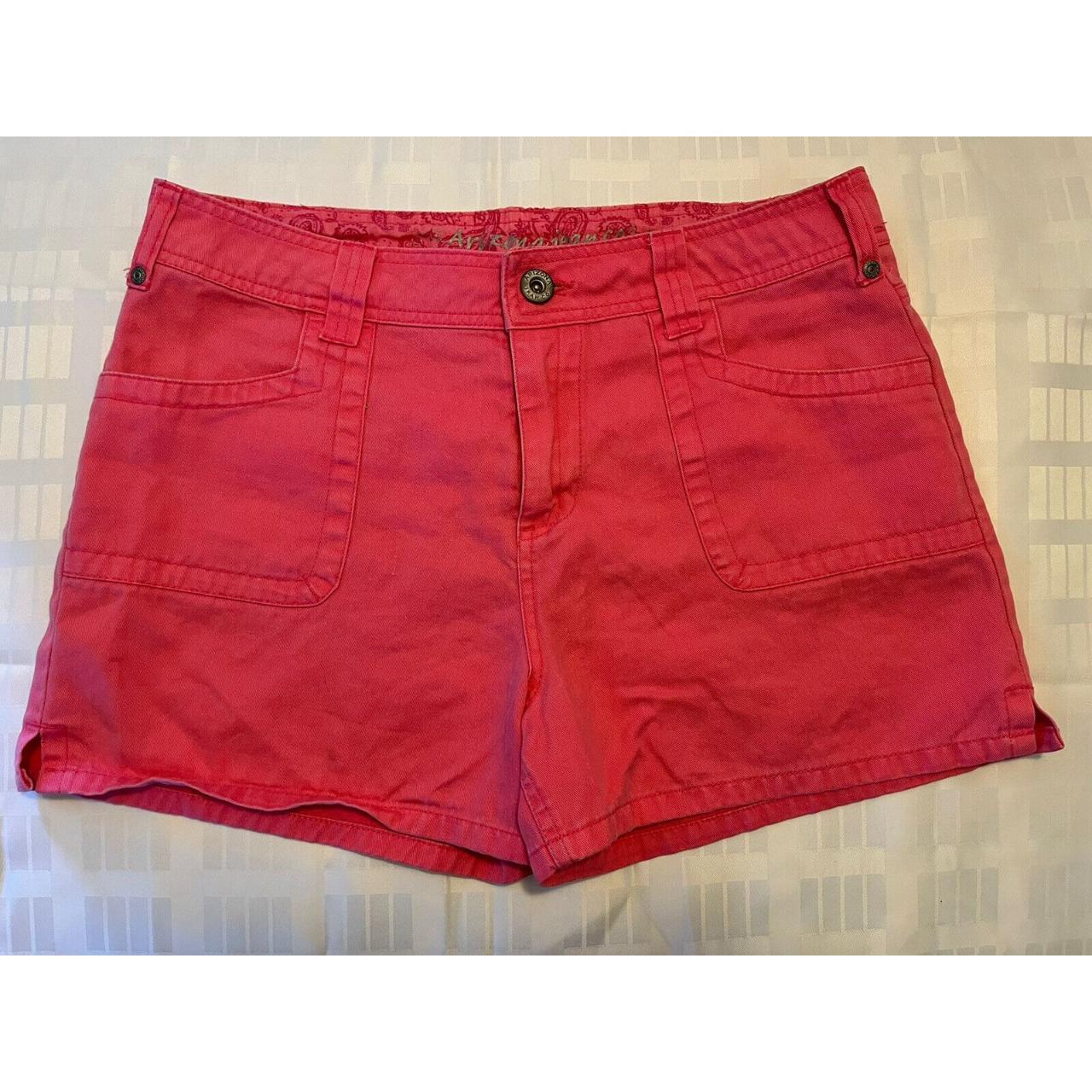 ARIZONA JEANS WOMEN short. SIZE 14 1/2 Depop
