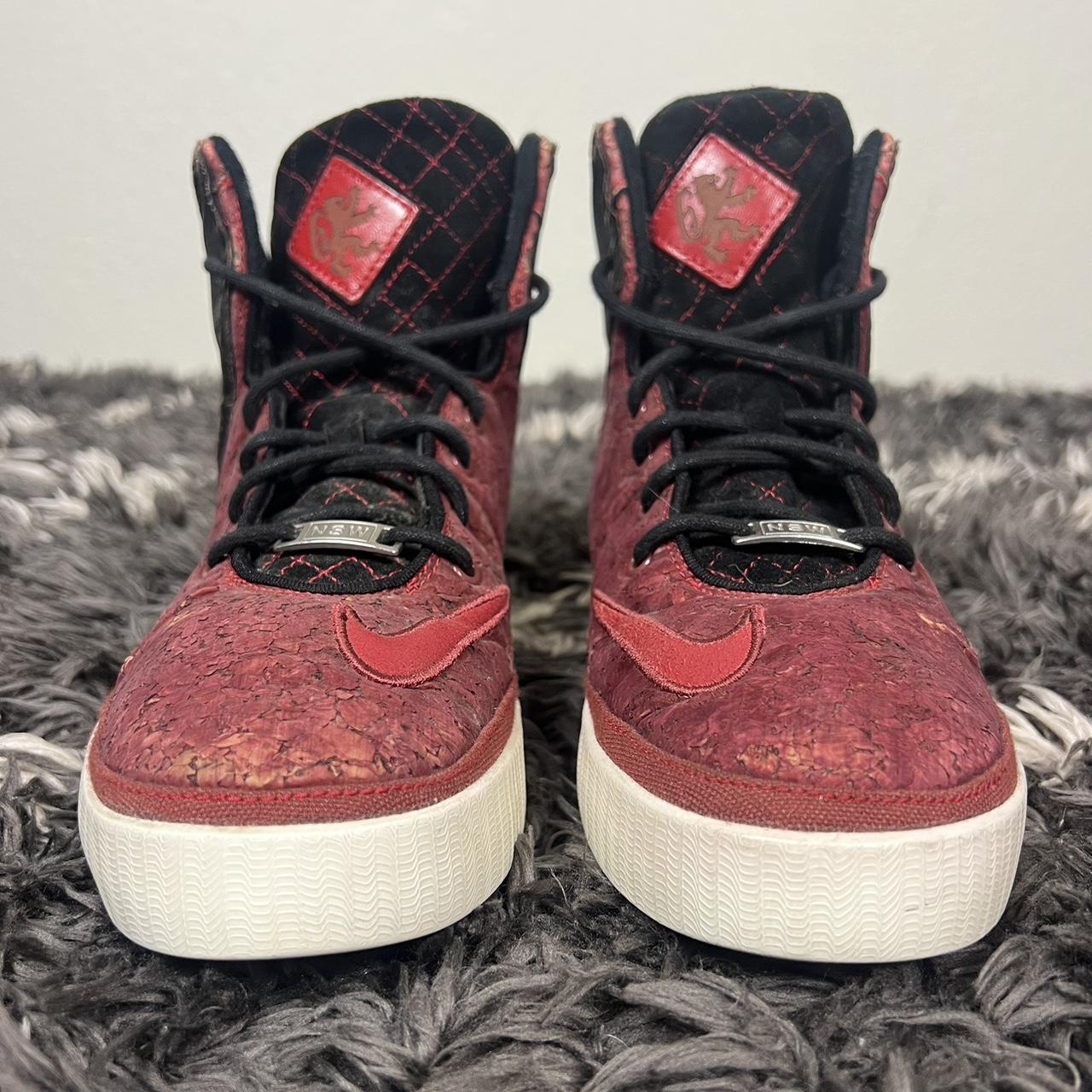 Lebron hot sale cork 11