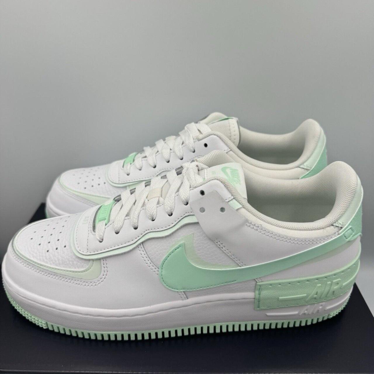 nike air shadow spruce aura
