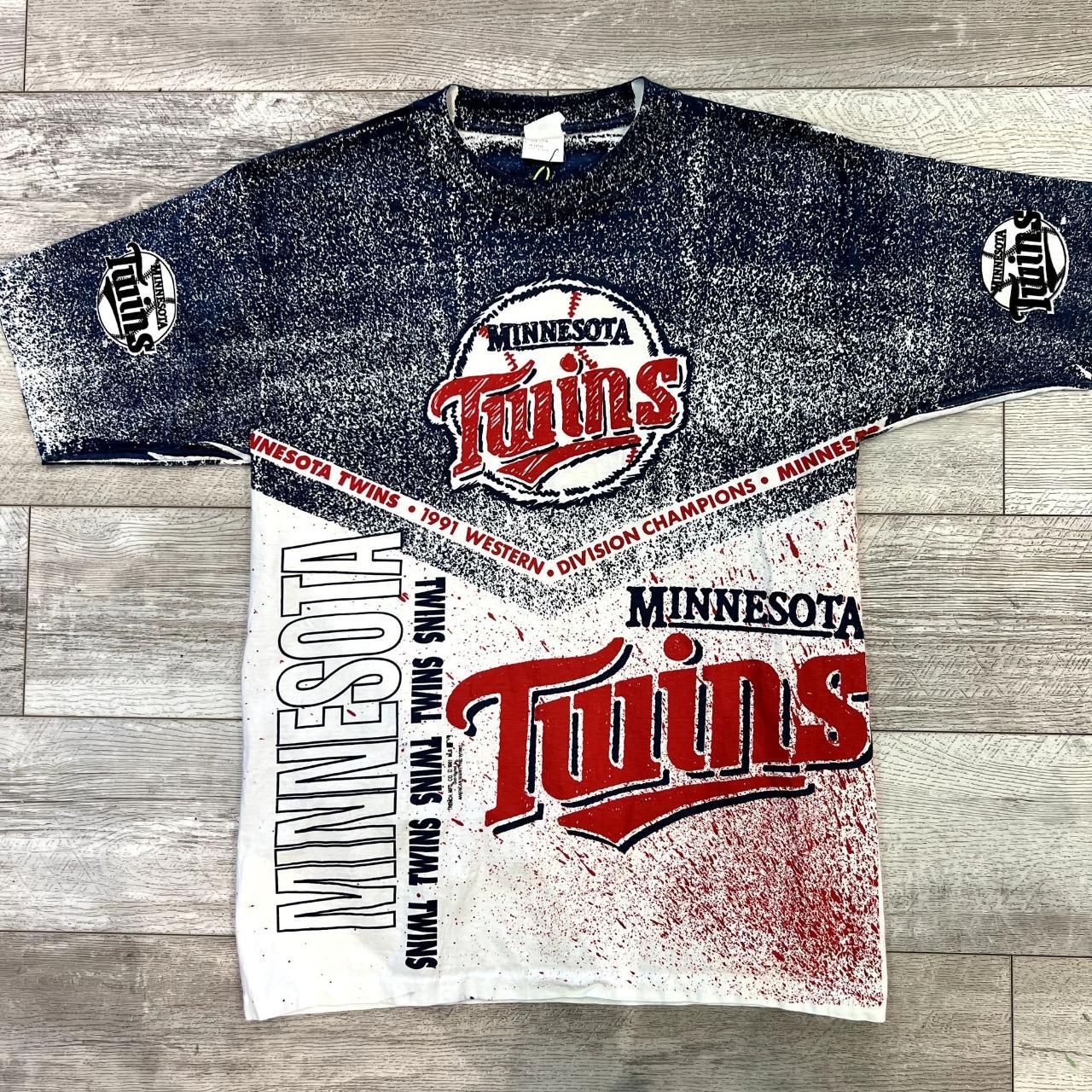 MINNESOTA TWINS MLB OFFICIAL SHIRT L