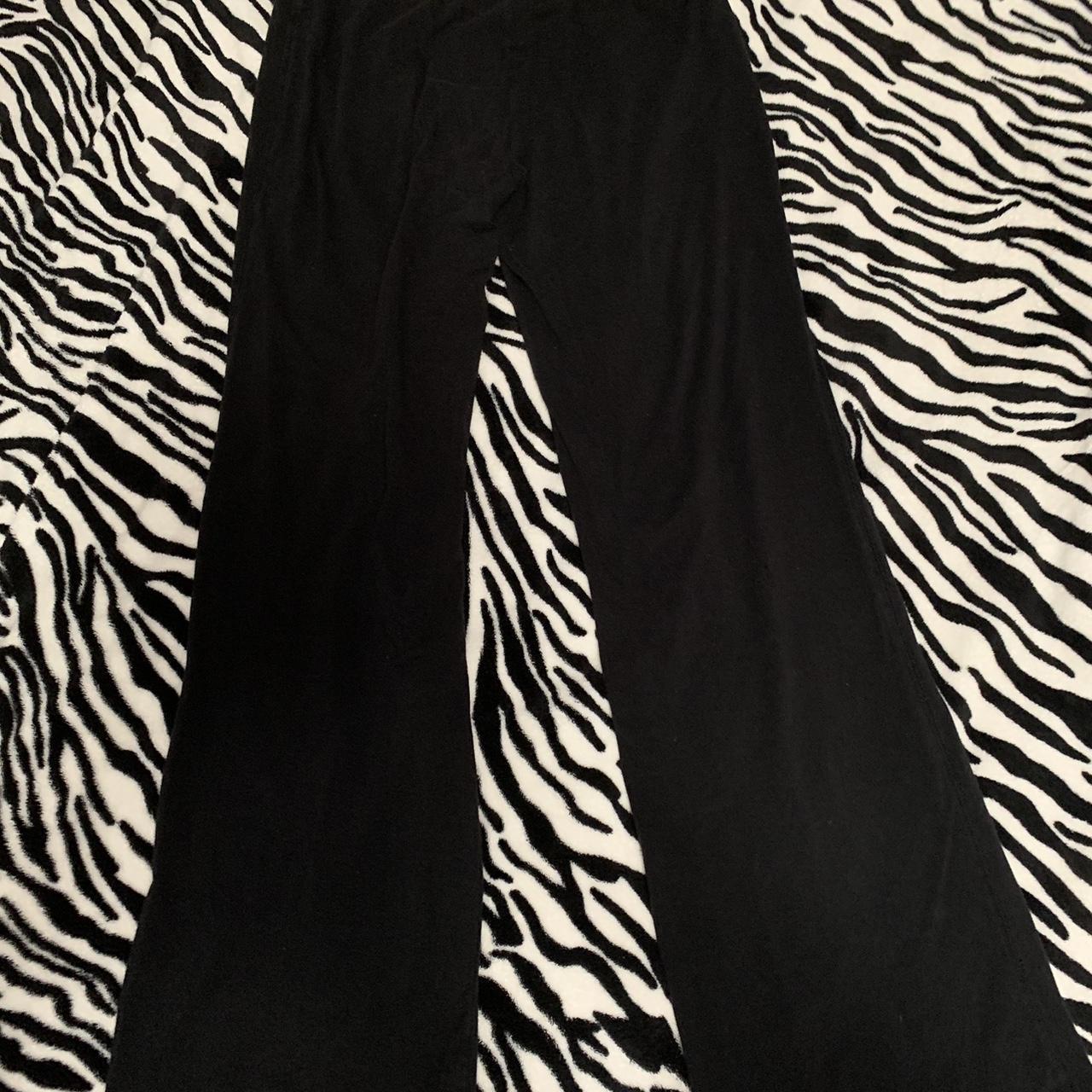 No Boundaries Y2K Leopard Print Fold Over Leggings... - Depop