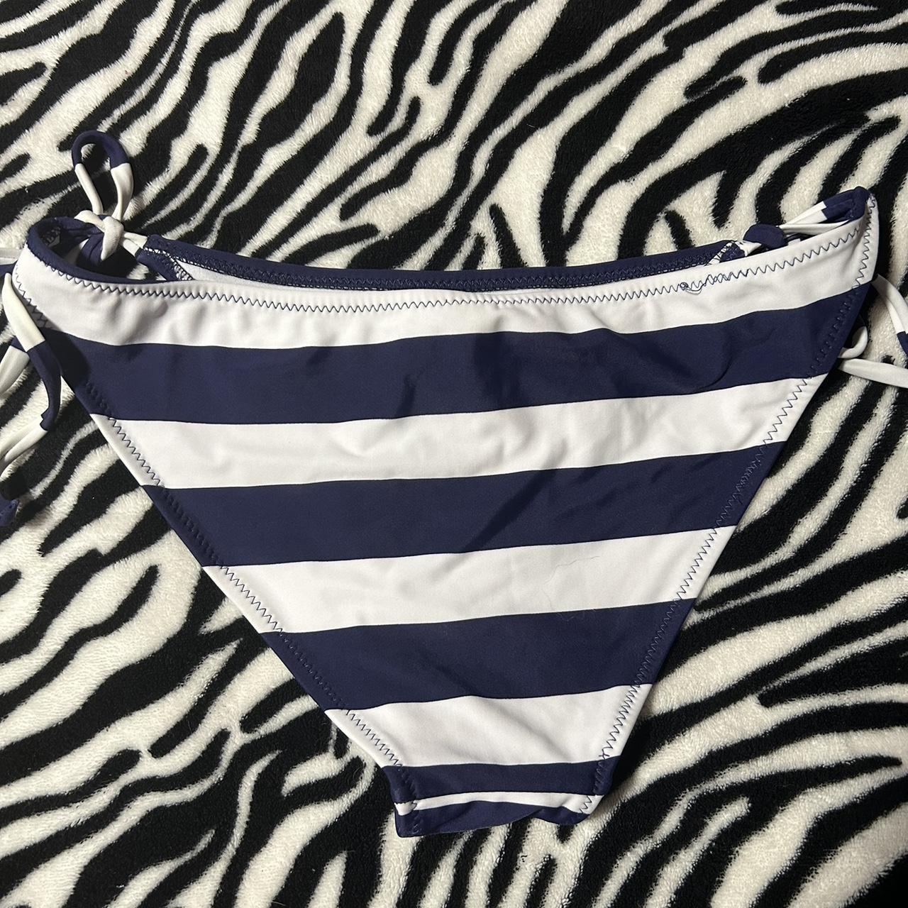 Fredericks Of Hollywood Y2K Bikini Bottoms Flaw In... - Depop