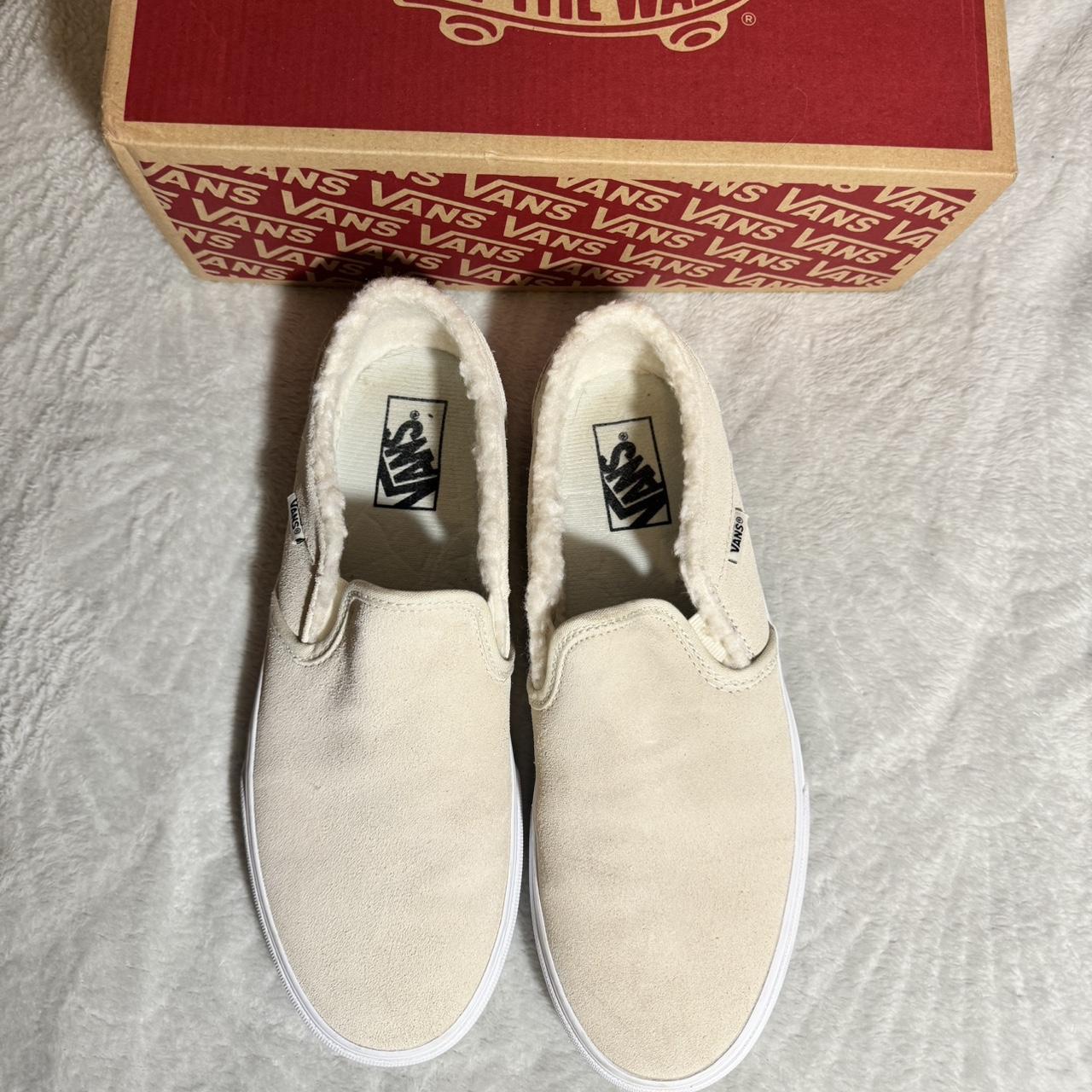 Vans faux fur deals slip ons