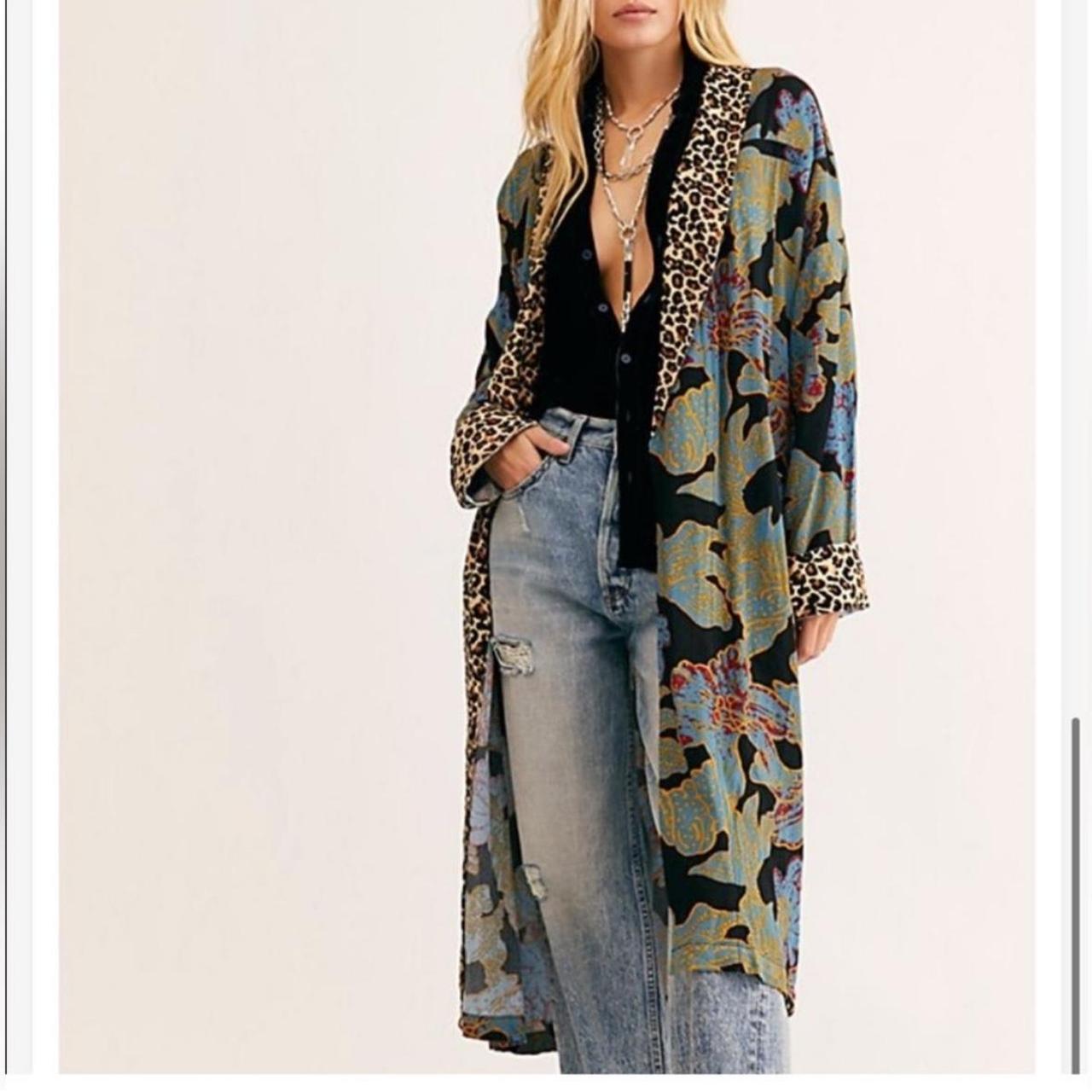 Free People shops NWT Black Printed Duster/Kimono Jacket Open Front Women’s Medium