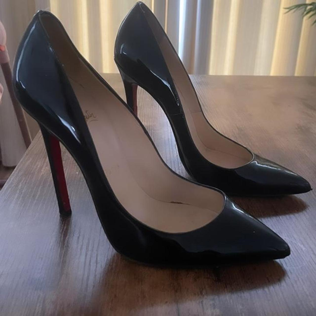 Christian Louboutin Women's Black and Red Courts | Depop