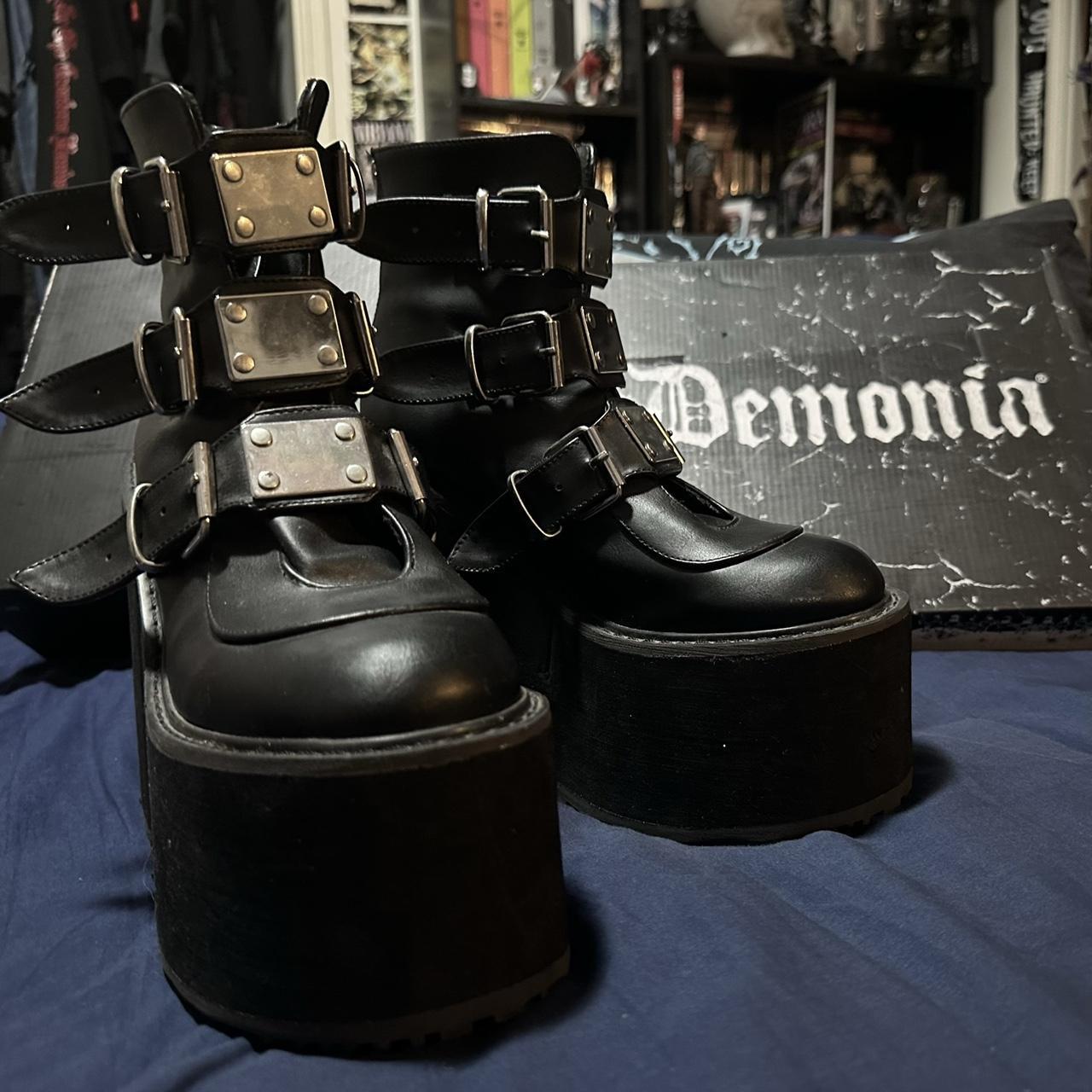 demonia swing 105 black boots!! In near perfect... - Depop