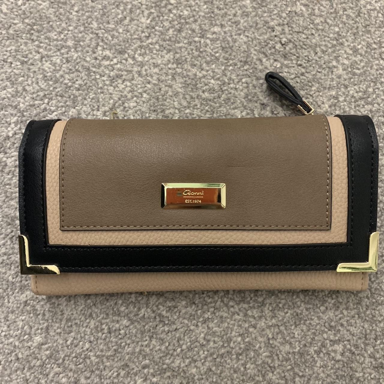 Gionni purse never been used in good condition - Depop