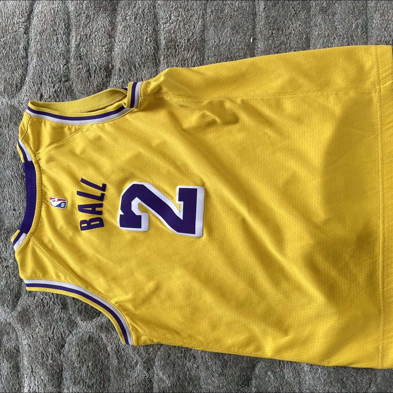 Reversible YMCA Junior Lakers #NBA Jersey No. 34 Size S - Depop