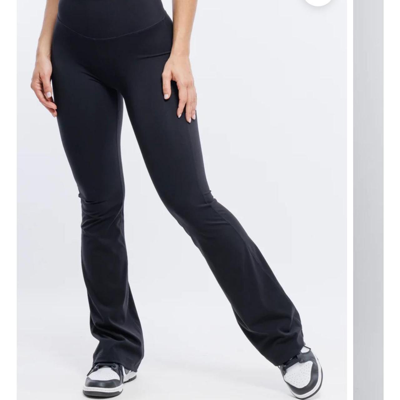 Echt Flare scrunch leggings worn a few times Depop