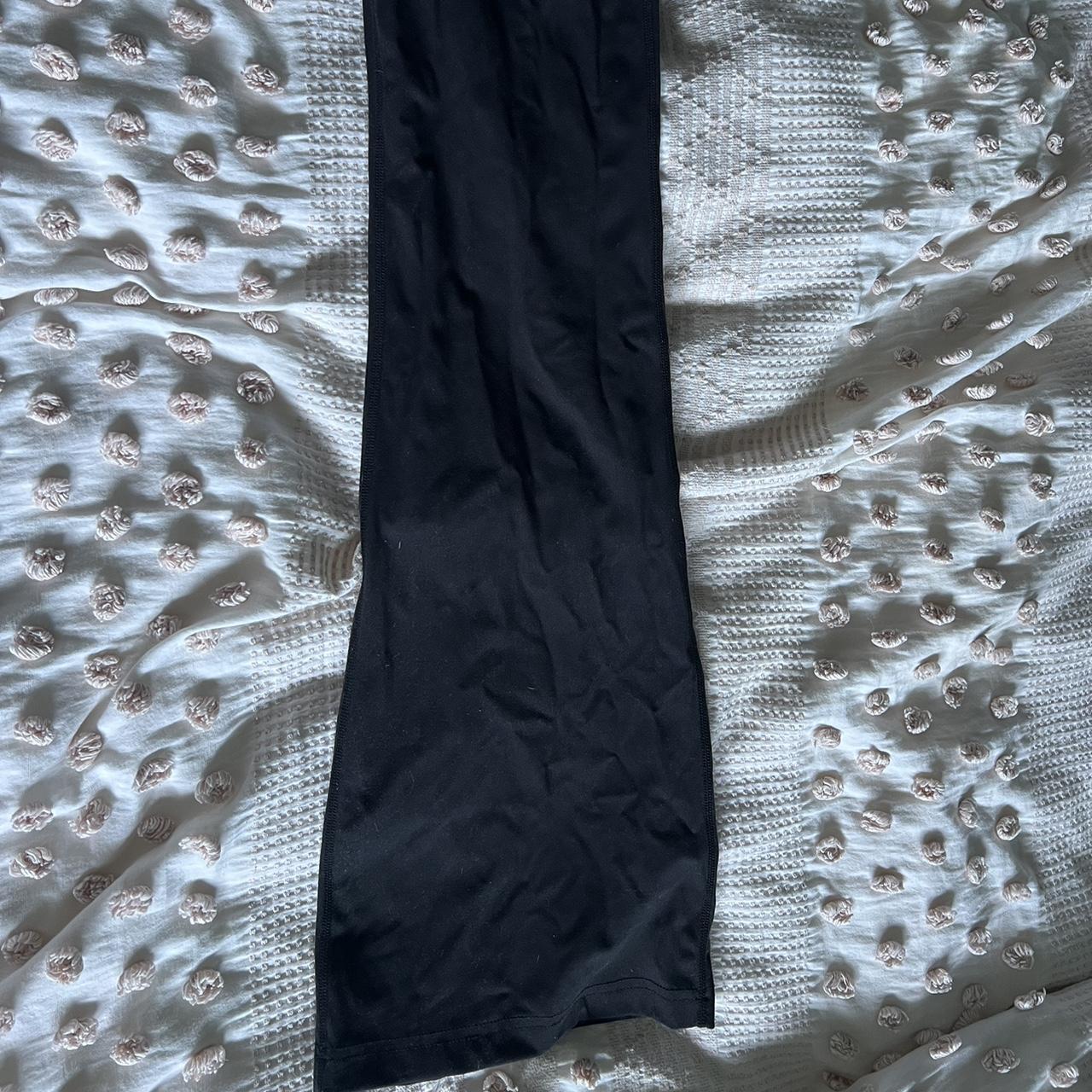 Echt Flare scrunch leggings worn a few times Depop